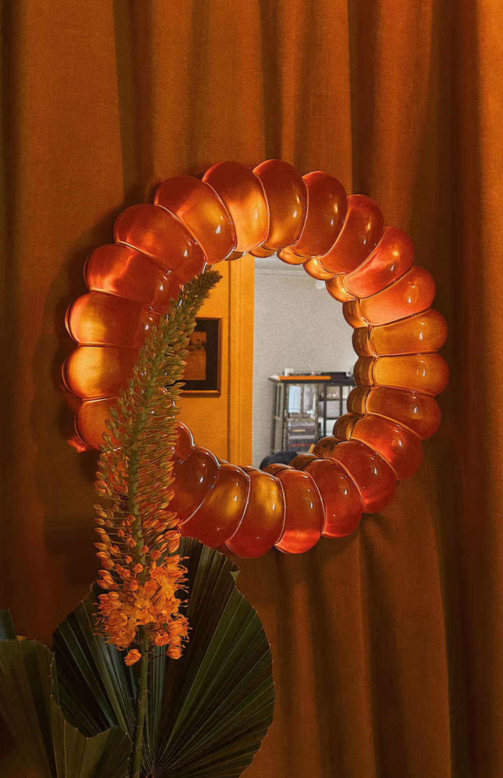 A Wobble in the Mirror: Ready To Hang’s “Jelly” Piece Blurs Dessert and Design