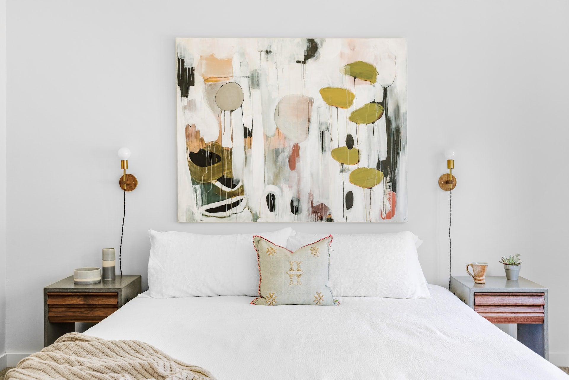 What accent furniture you should use for bedroom