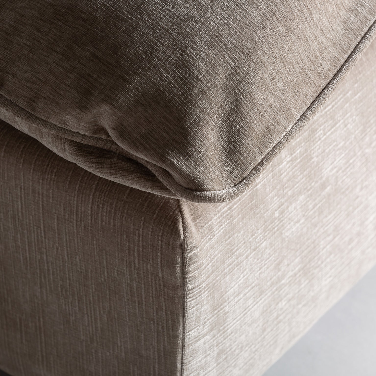 ARGENTA CENTRAL SOFA MODULE