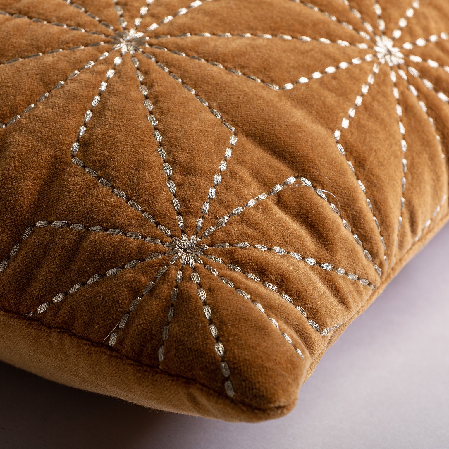 VILMA CUSHION
