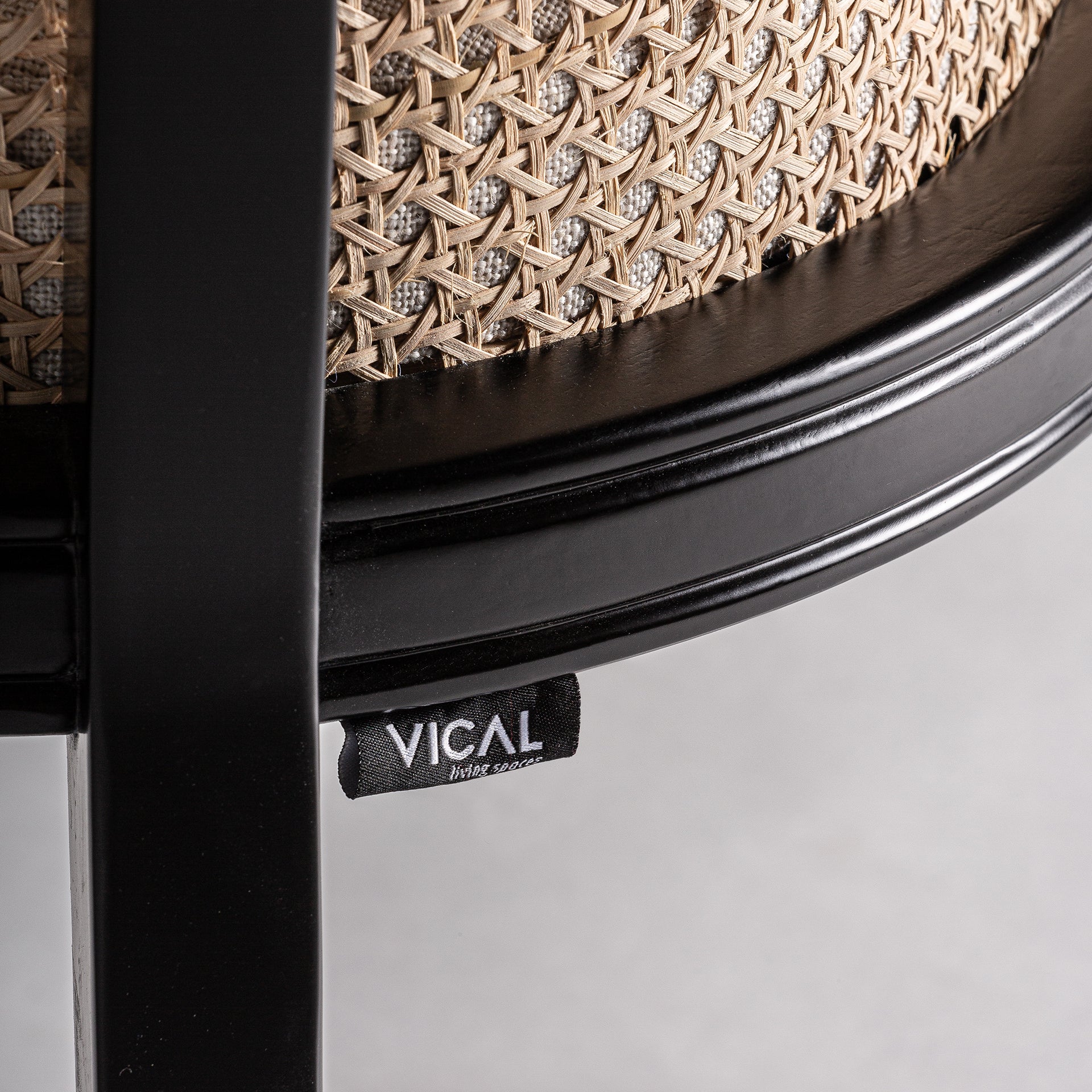 Velburg Colonial -rottinkituoli kermanvärisenä