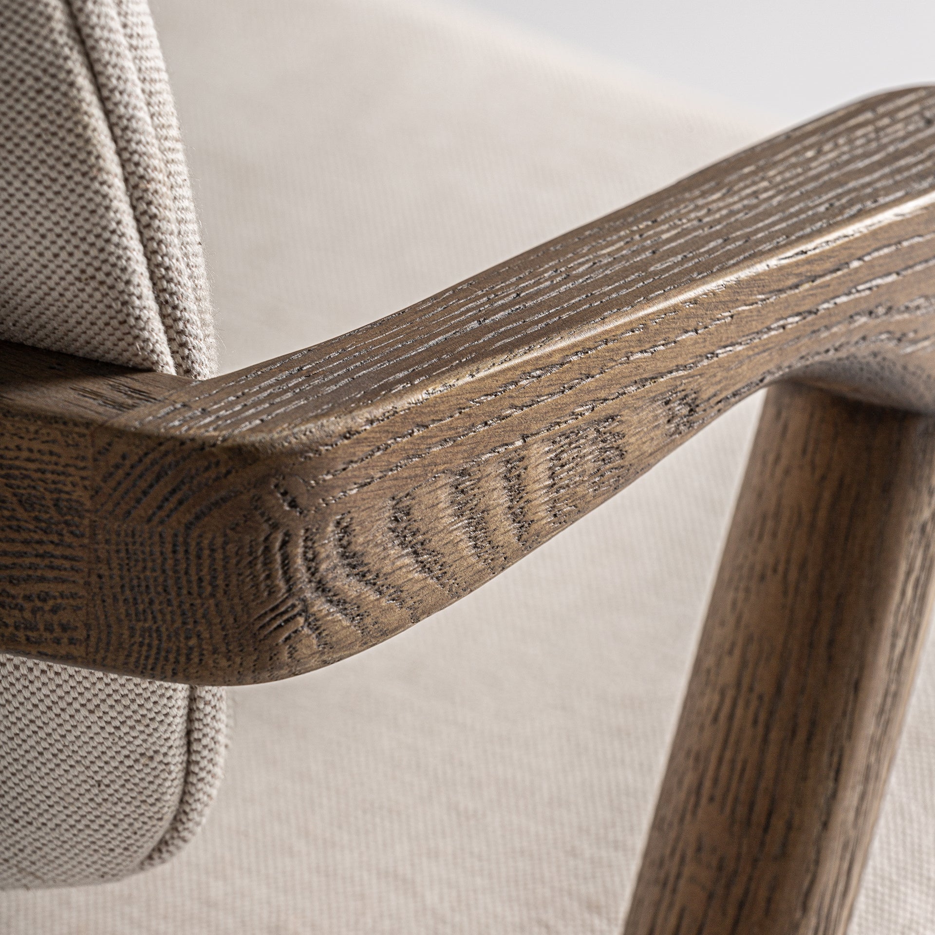 Polch Art Deco -pellavatuoli – ruskeanbeige tuhkapuu