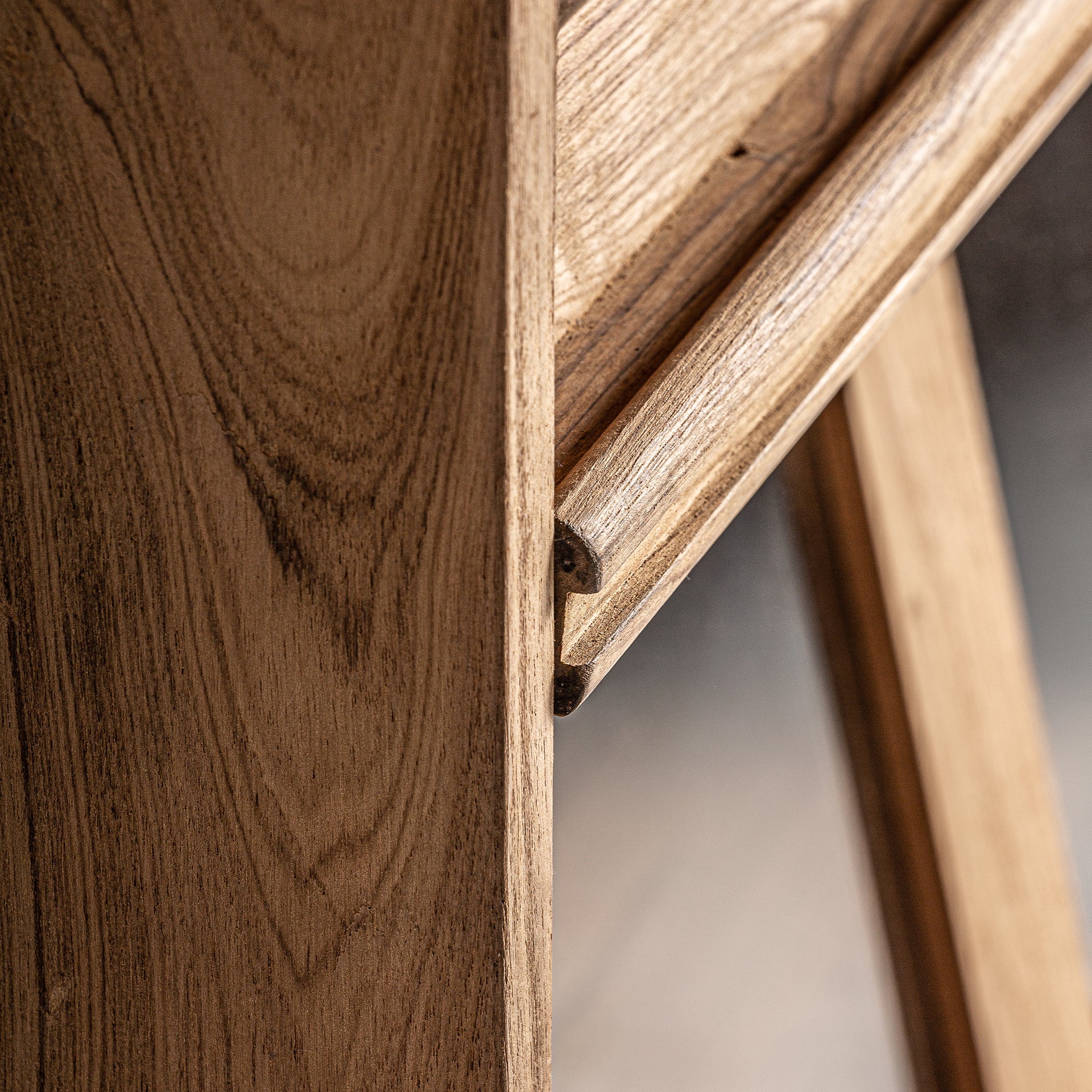 BACKLYN GLASS CABINET