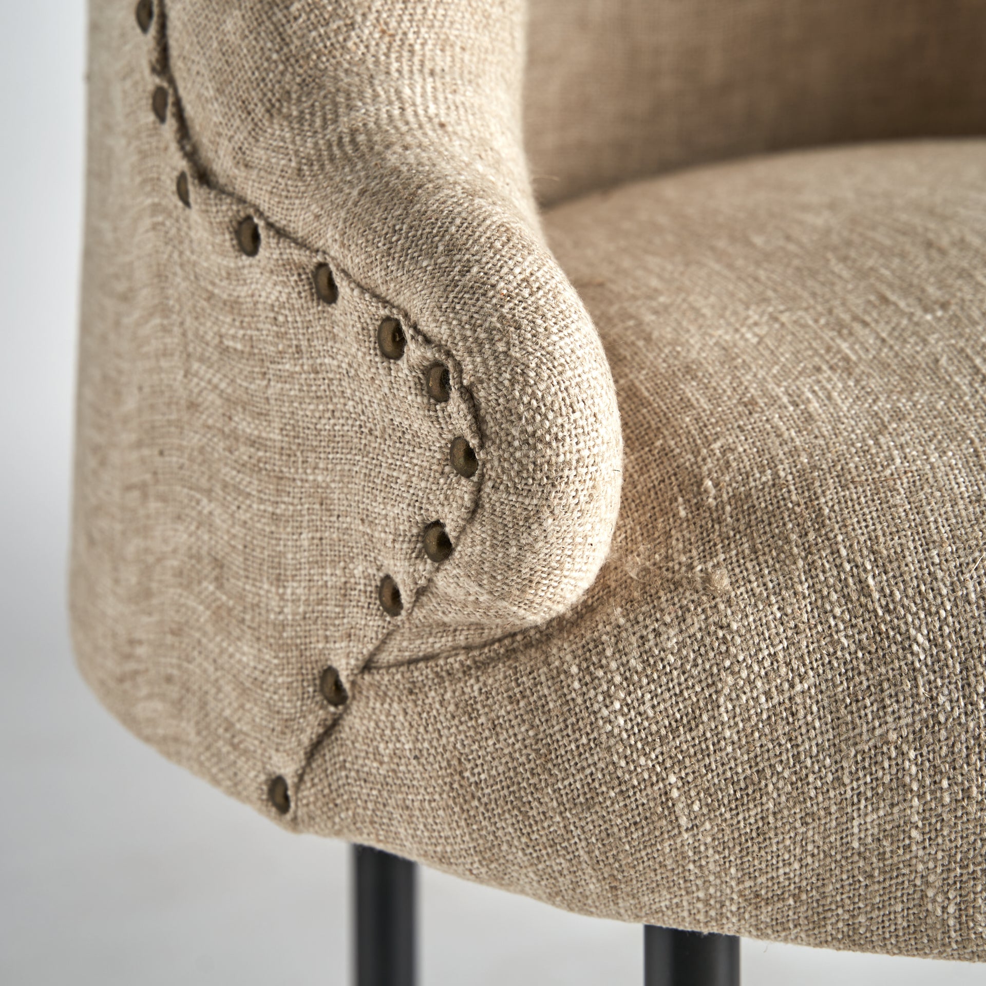CROVIE ARMCHAIR