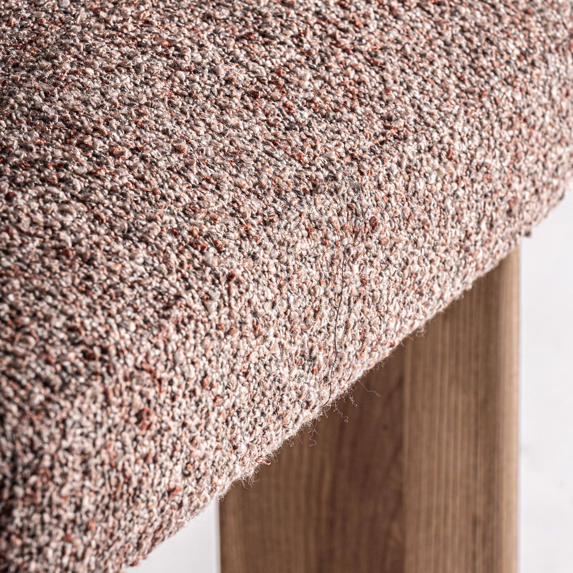 CLUNY Art Deco -tuoli - tammipuuta ja polyesteriverhoilua