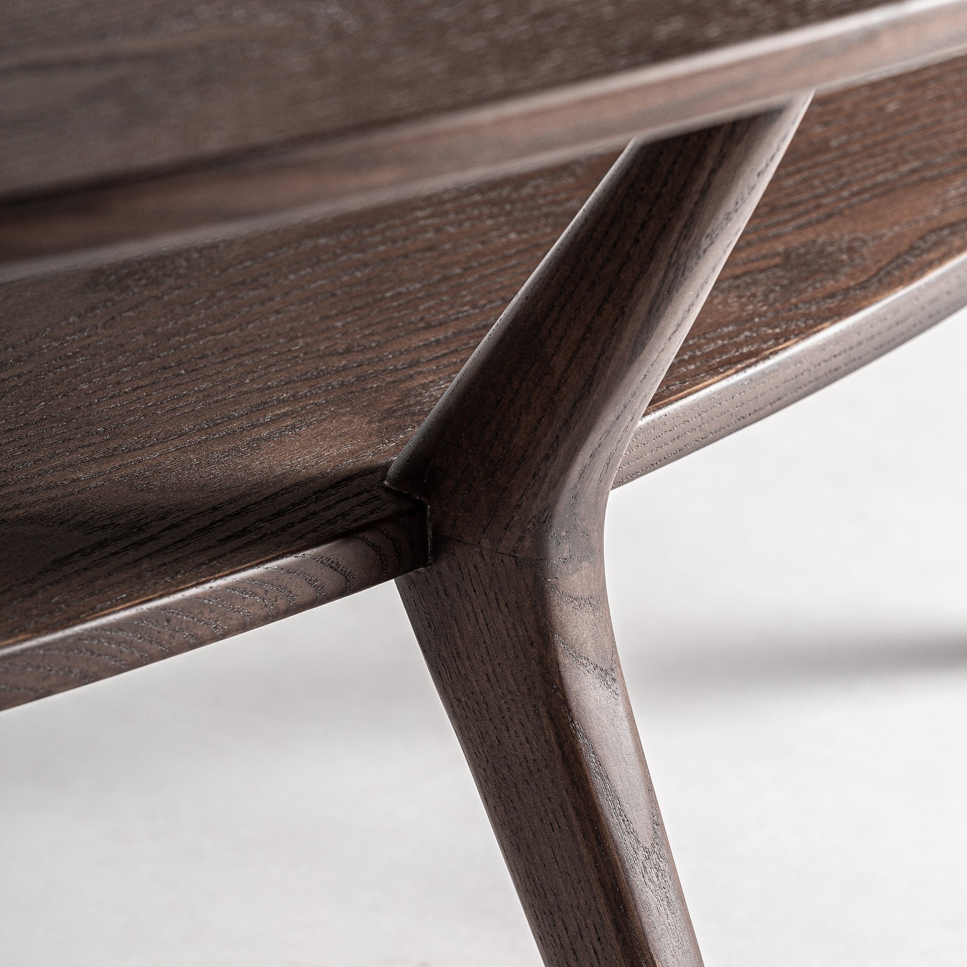 TERBORG-SOHVAPÖYTÄ