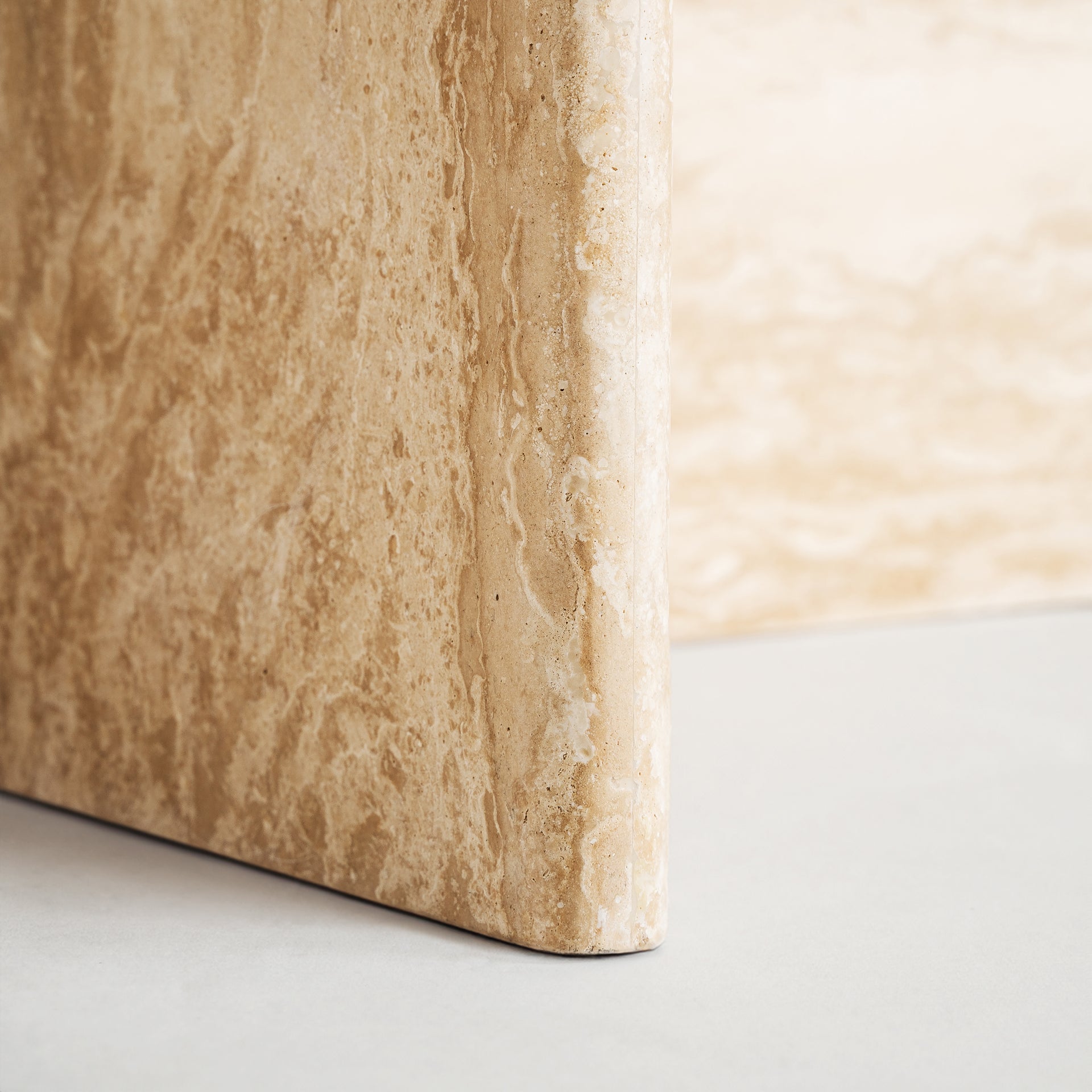 THIENNES-SOHVAPÖYTÄ (2 KPL:N SARJA)