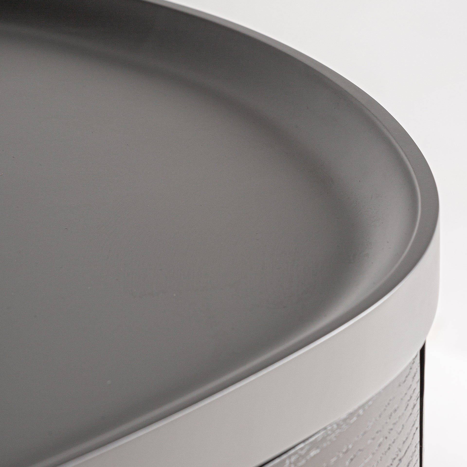 Sängbord Liestal tamminen yöpöytä