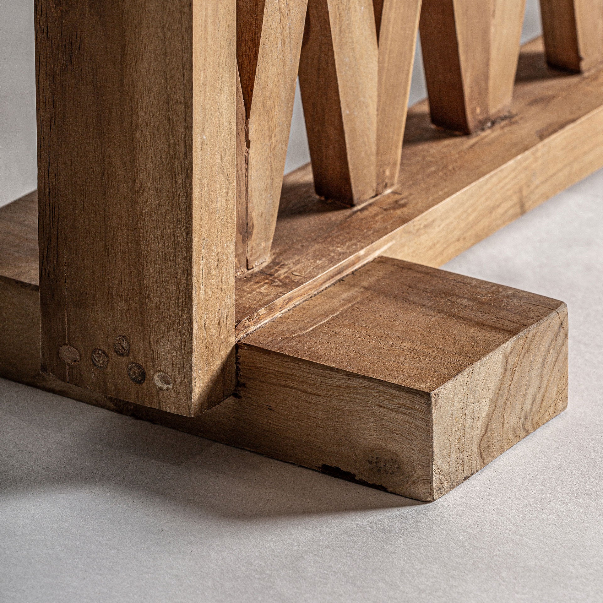 VIRIAT-HUONEENJAKAJA