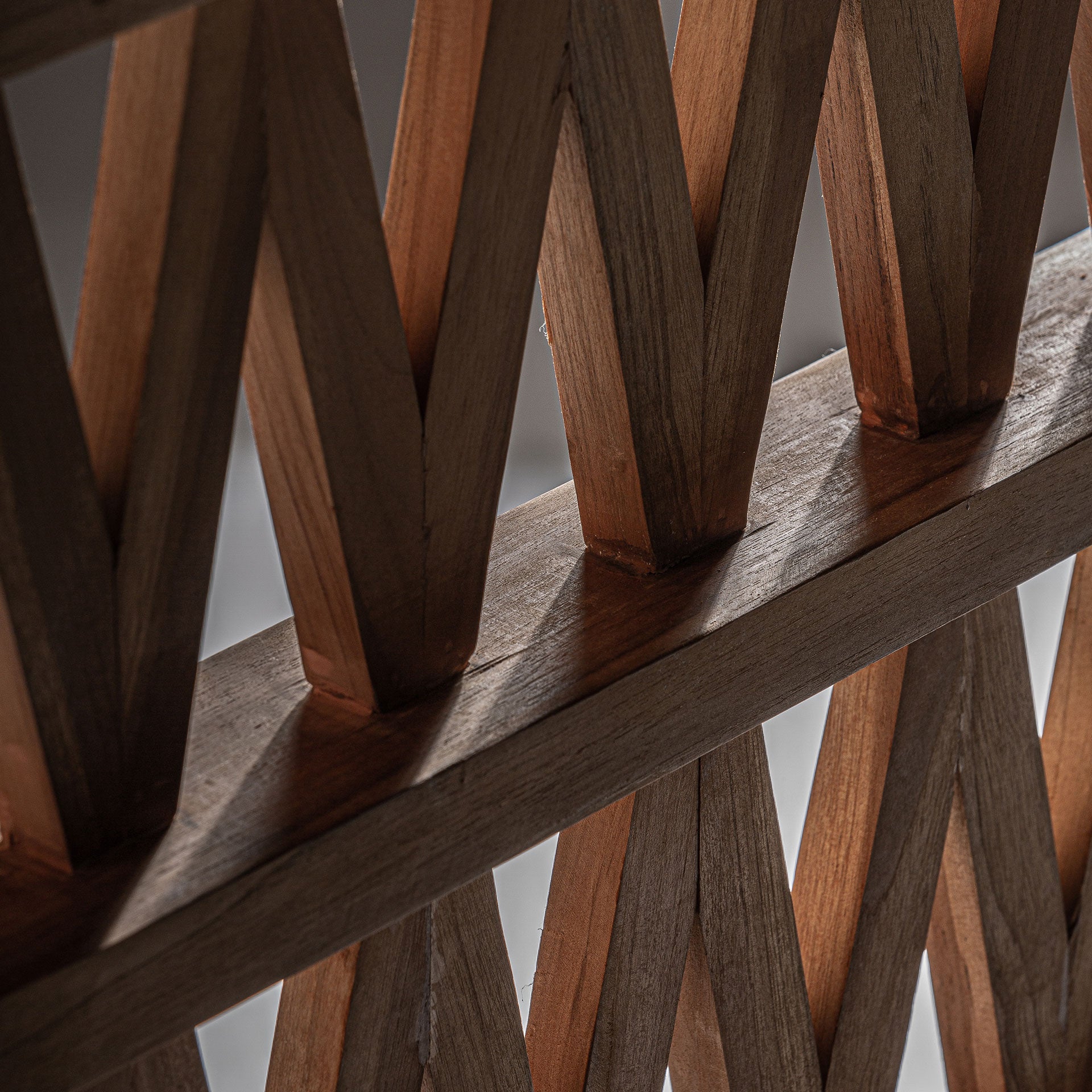 VIRIAT-HUONEENJAKAJA