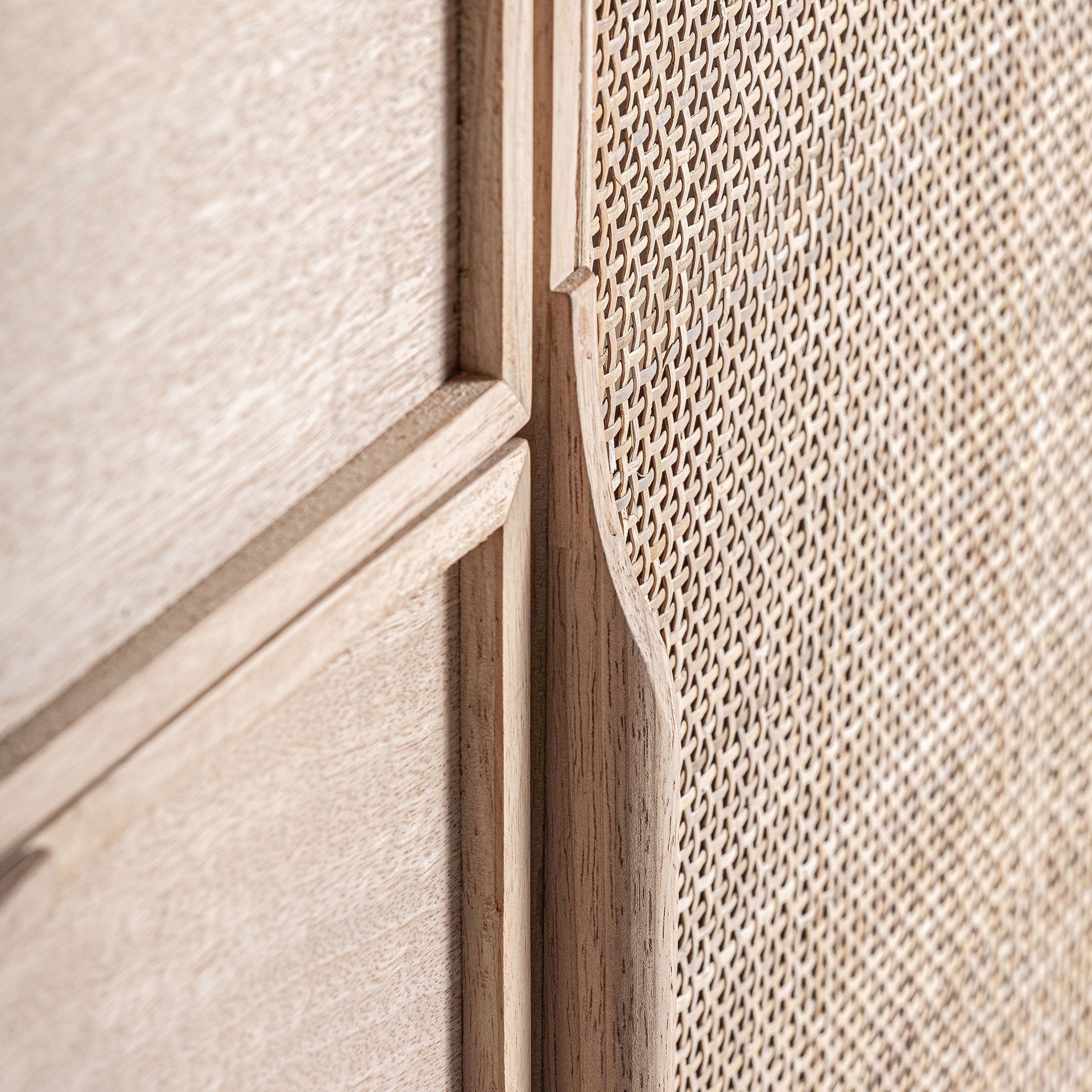 WEURTZ SIDEBOARD