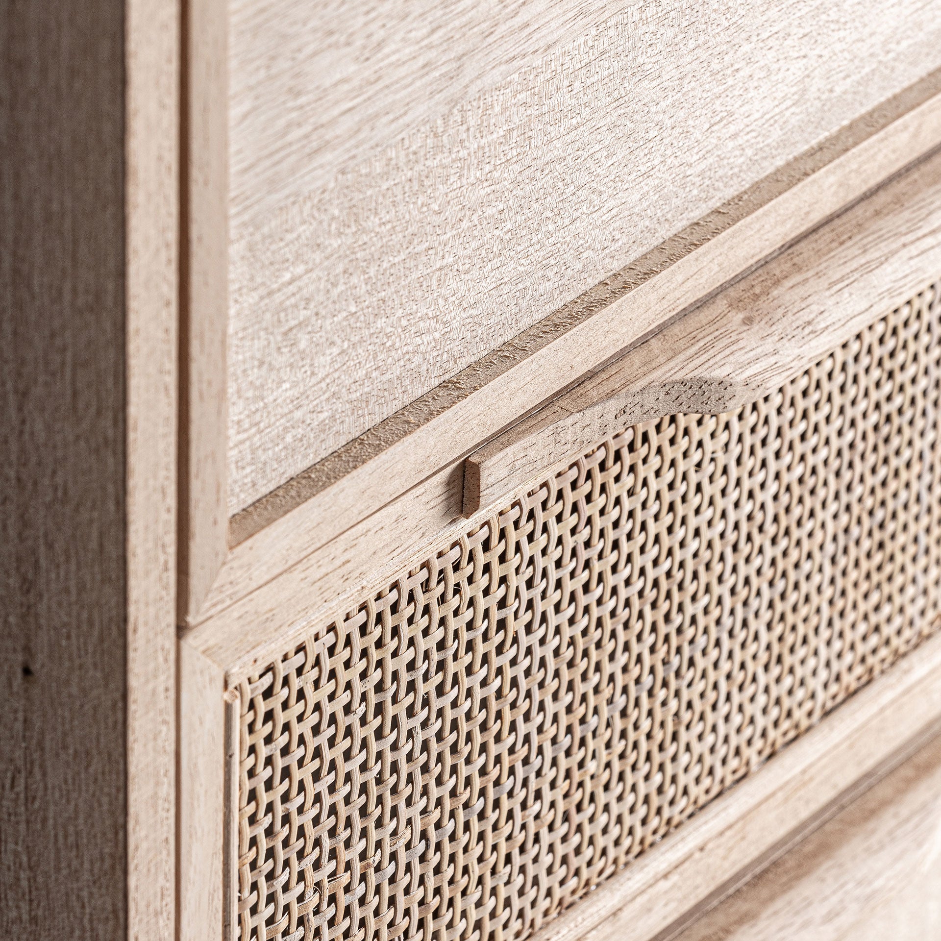 WEURTZ SINFONIER CHEST OF DRAWERS