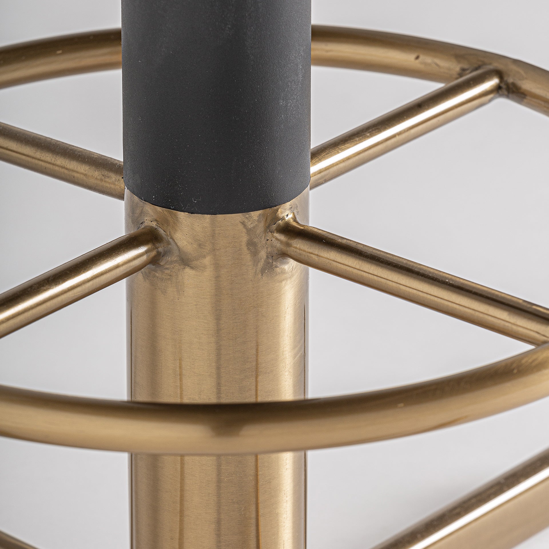 Barbord Mhere marmorinen baaripöytä