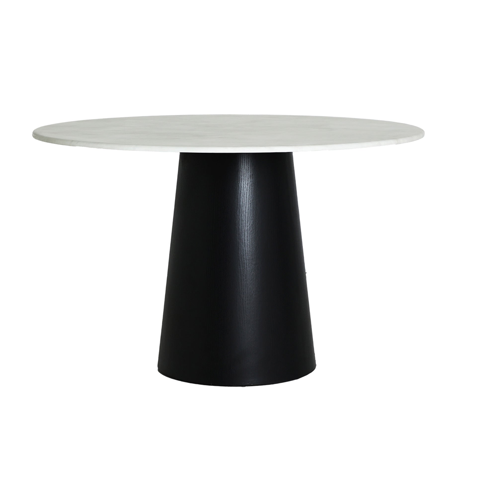 NOTH DINING TABLE