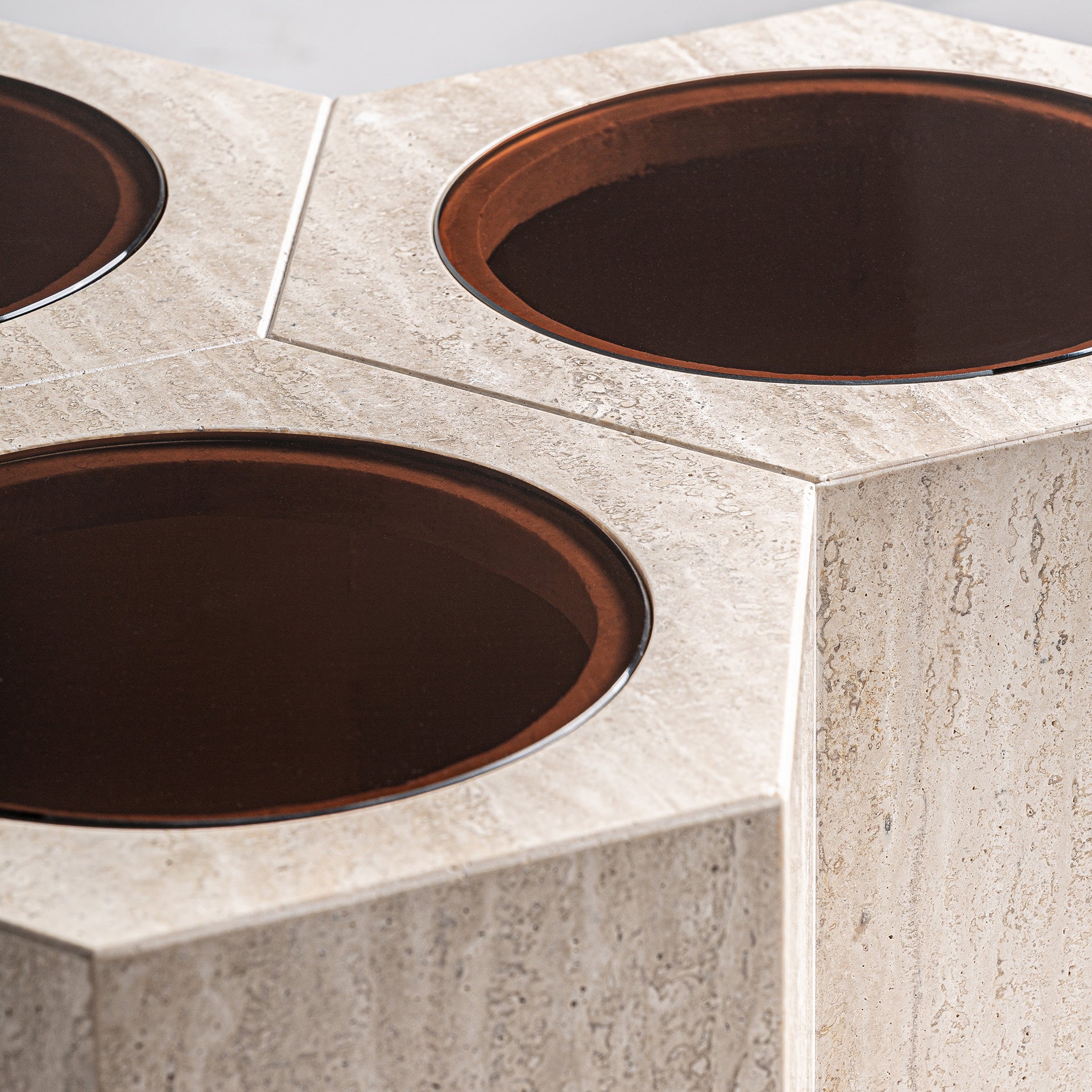 THIENNES-sivupöytä