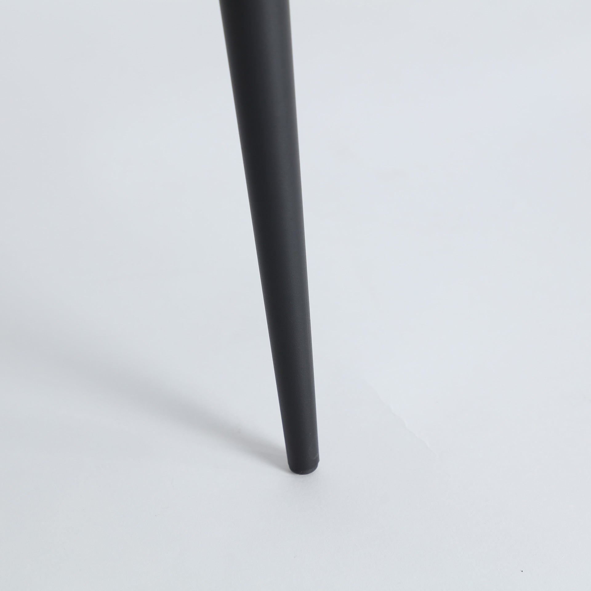 FLAGNAC CHAIR