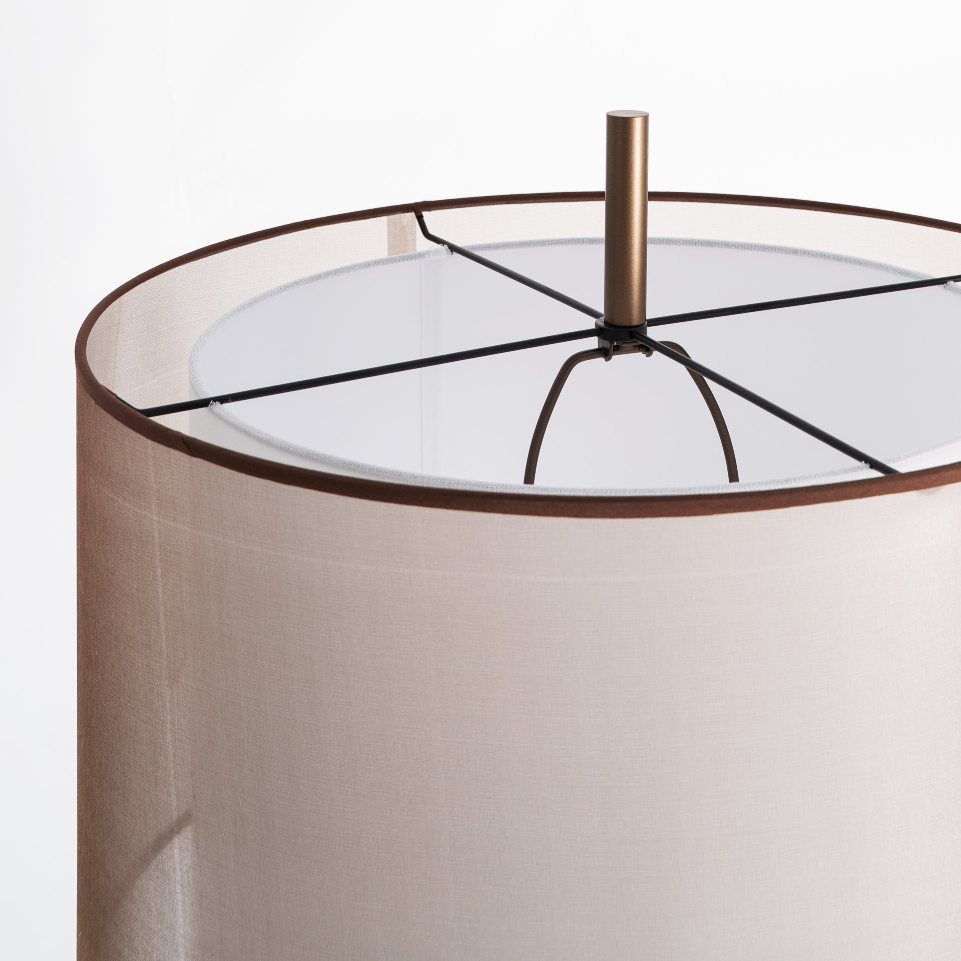 AMELIE-LATTIAVALAISIMEN