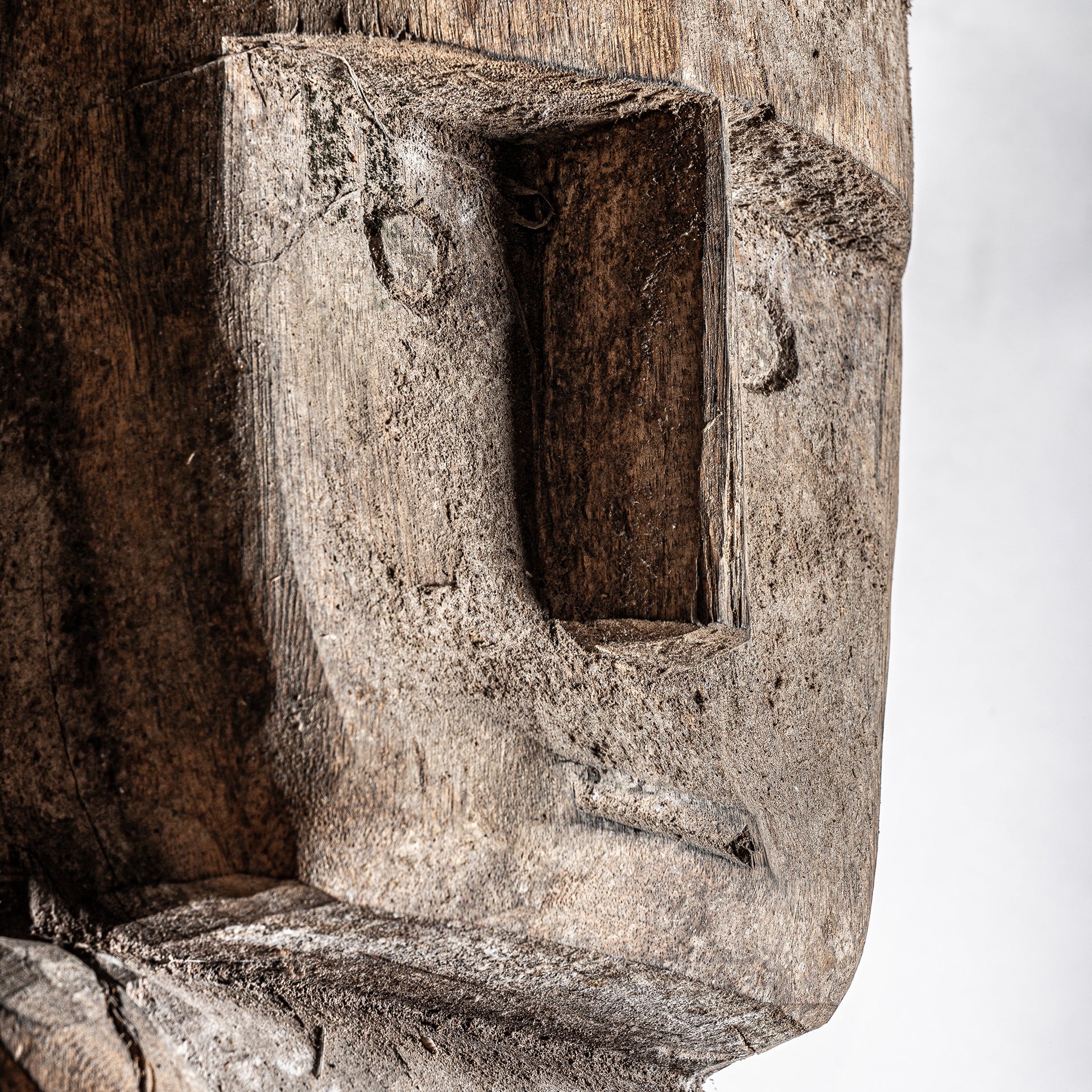 FLOOR SCULPTURE (SET OF 2)