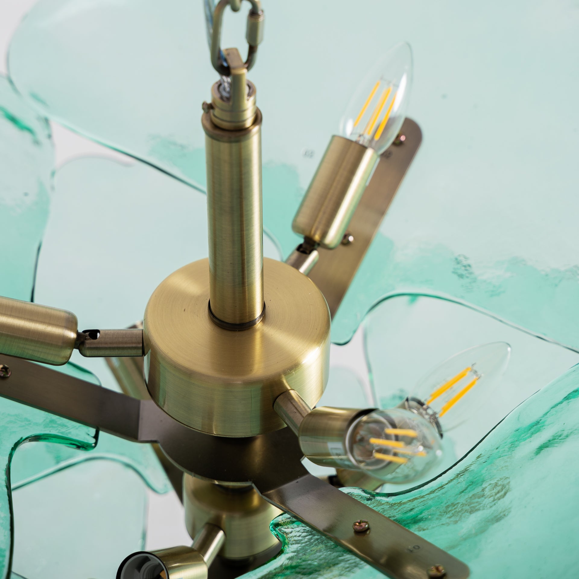 MEZZOLA-KATTOVALAISIN