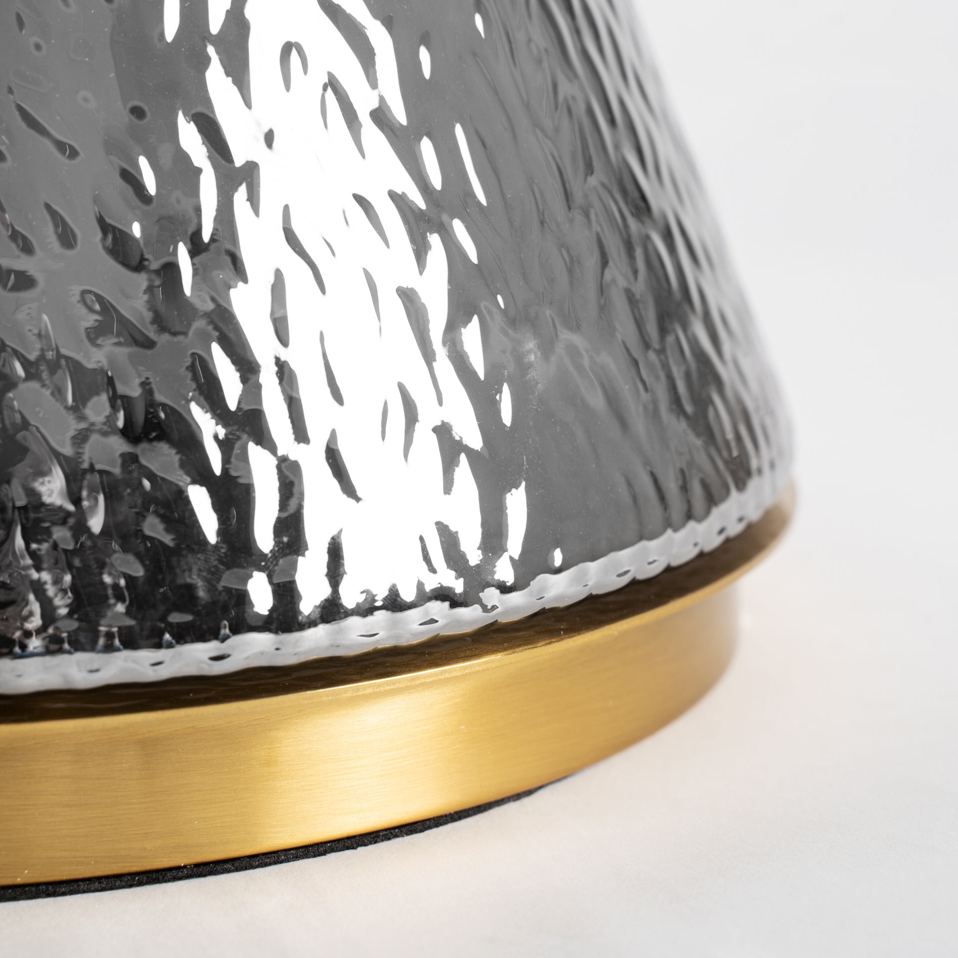 NAREL-lattiavalaisin