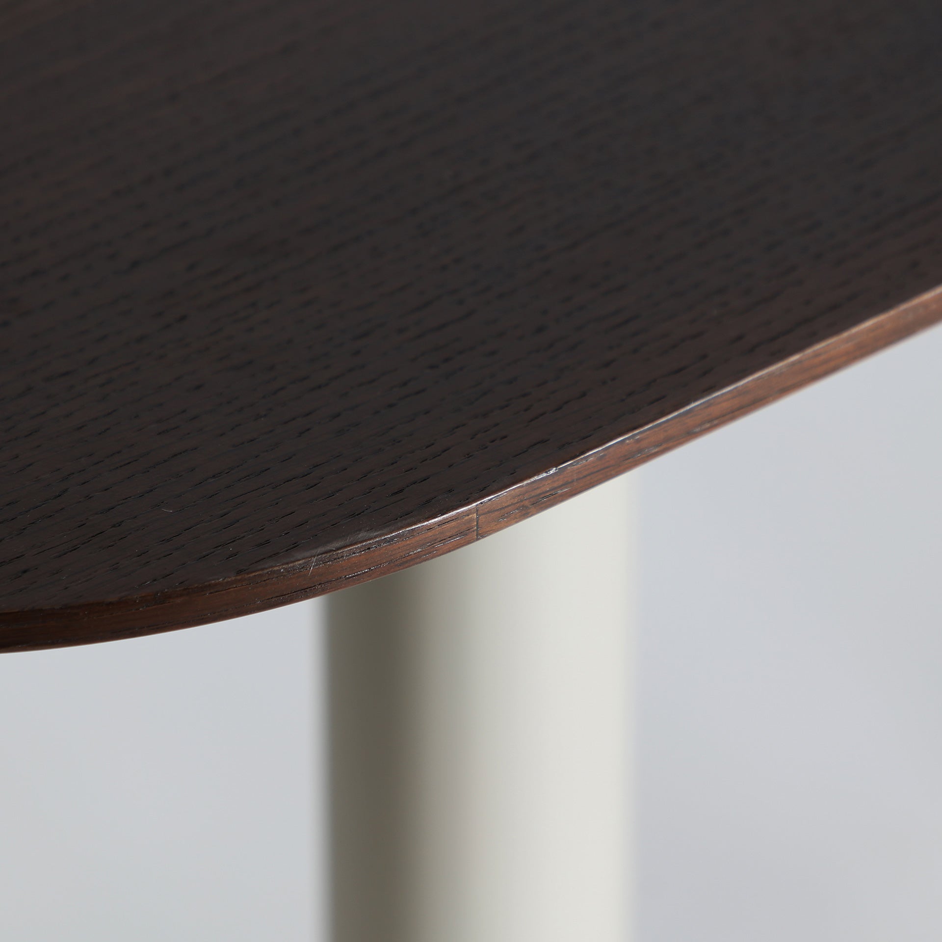 VOLTA DINING TABLE