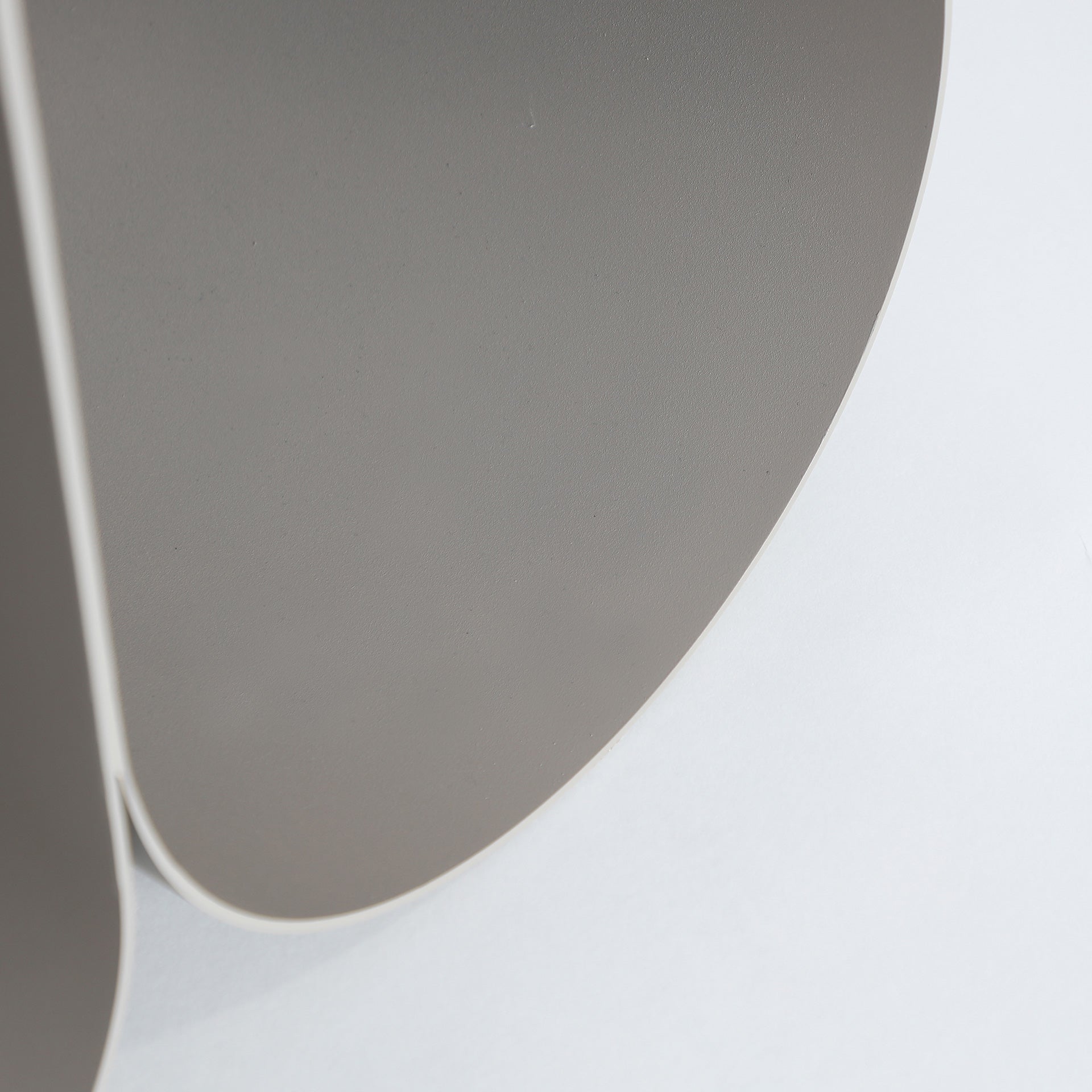 ARQA DINING TABLE