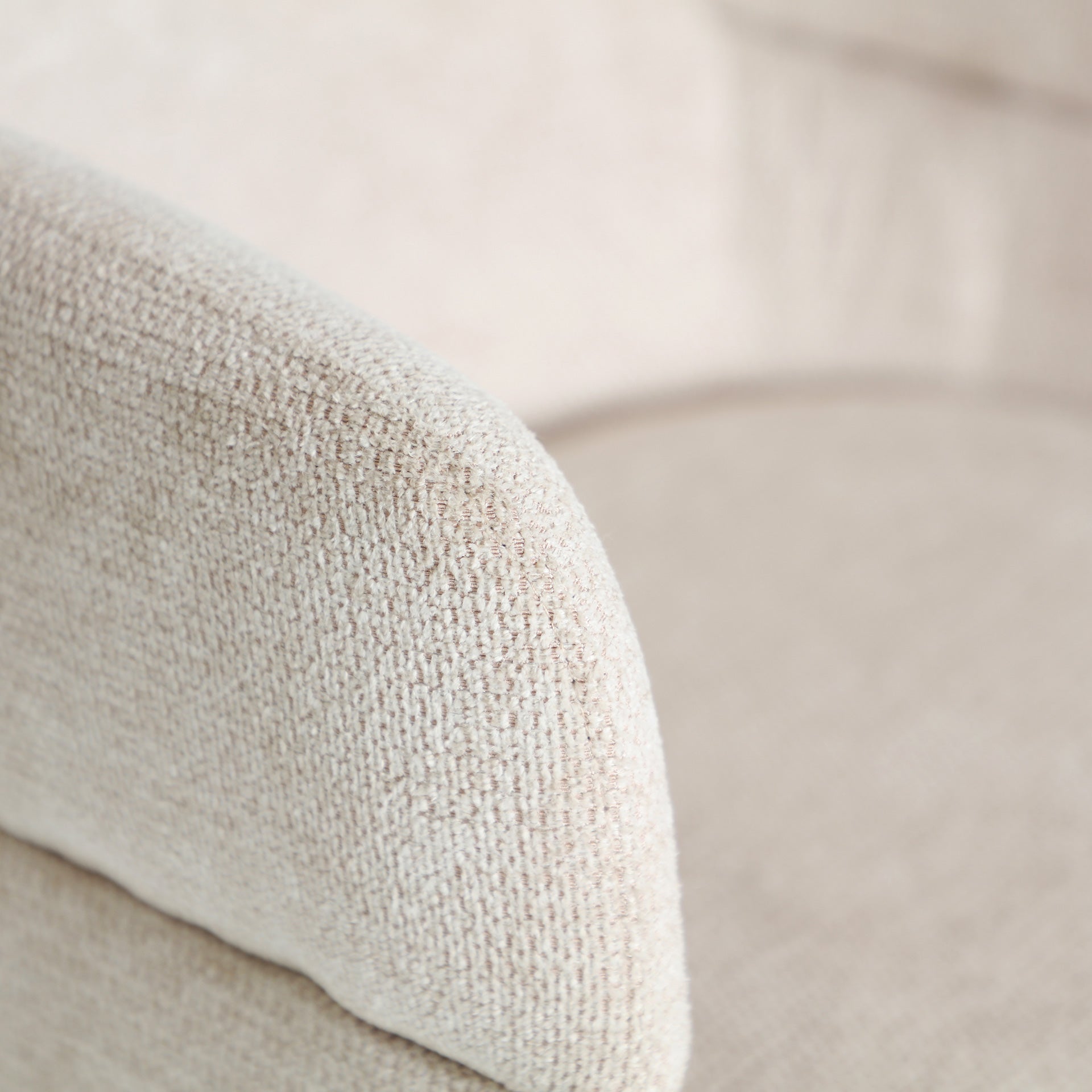 LAVEN CHAIR