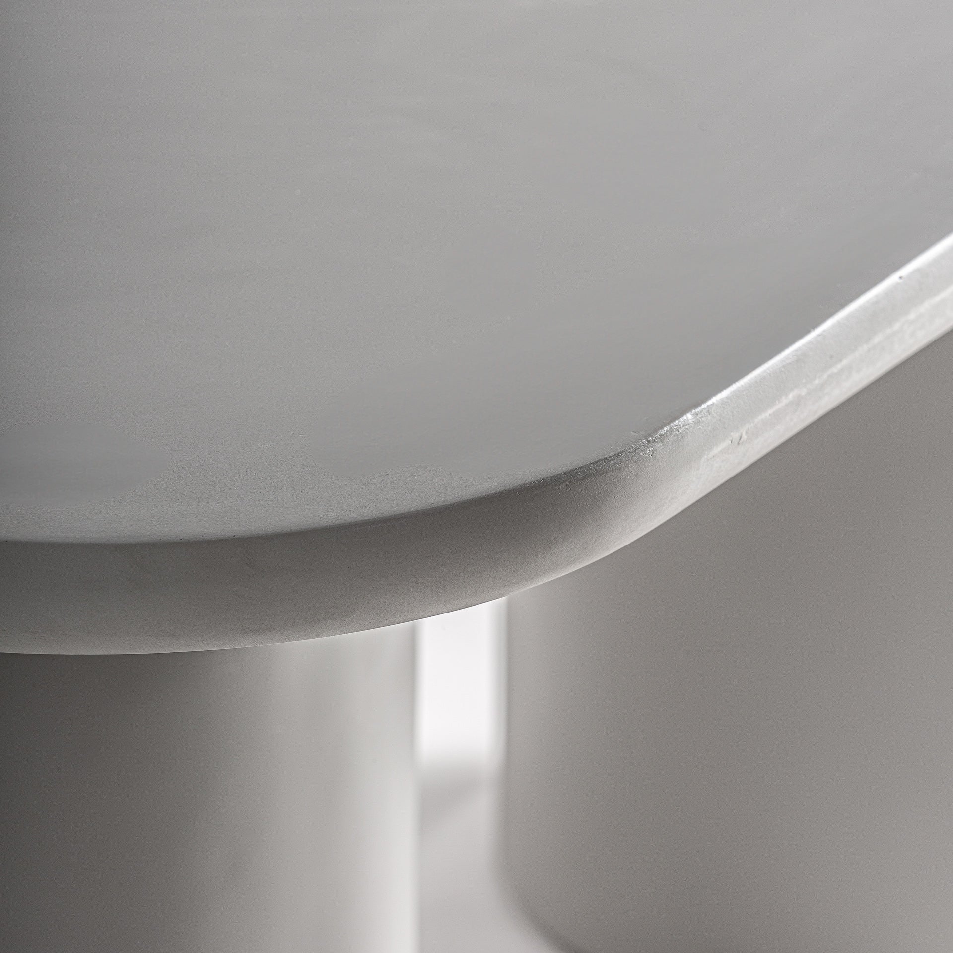 FELHASENA-RUOKAPÖYTÄ