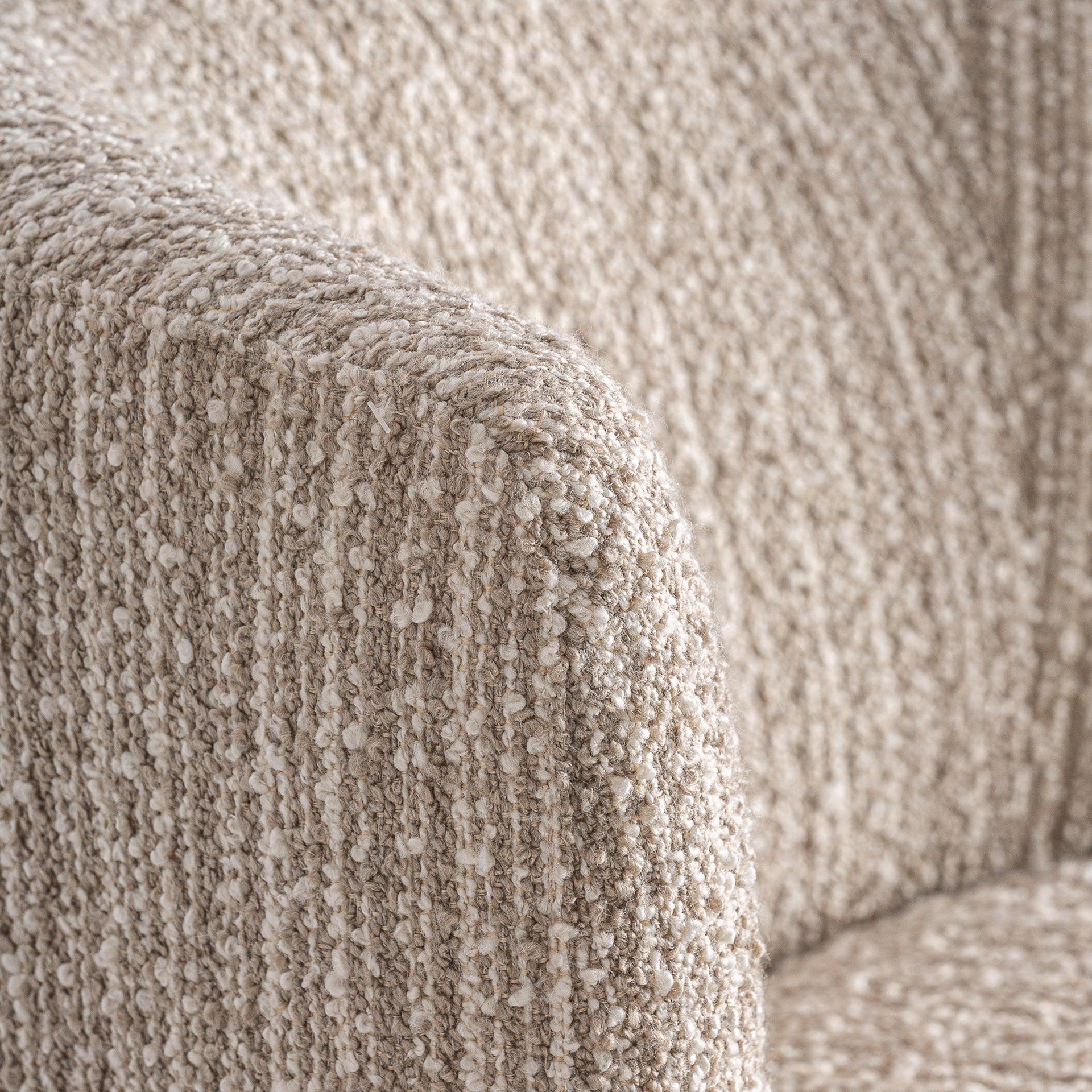 NUBA ARMCHAIR