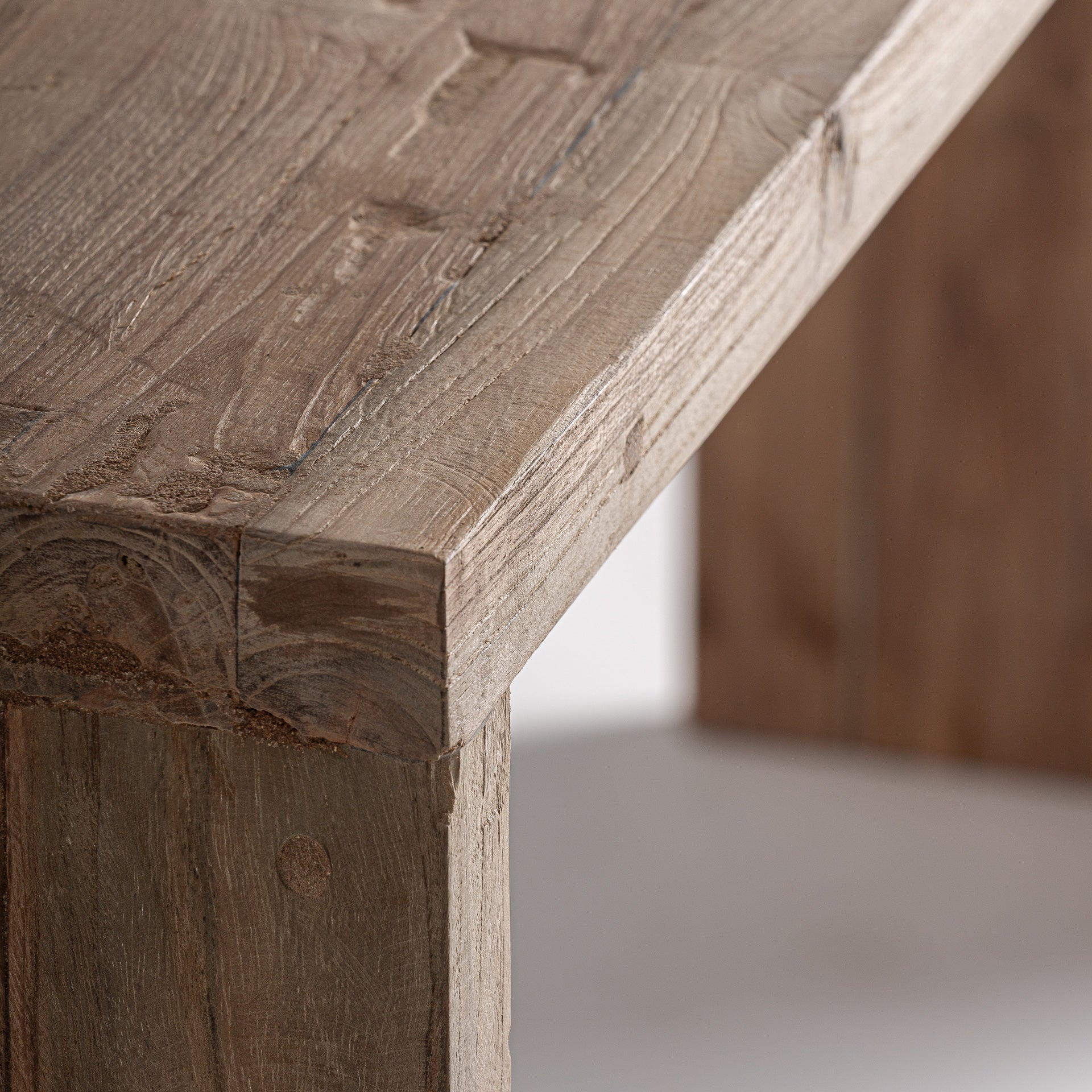 HELMOND CONSOLE TABLE
