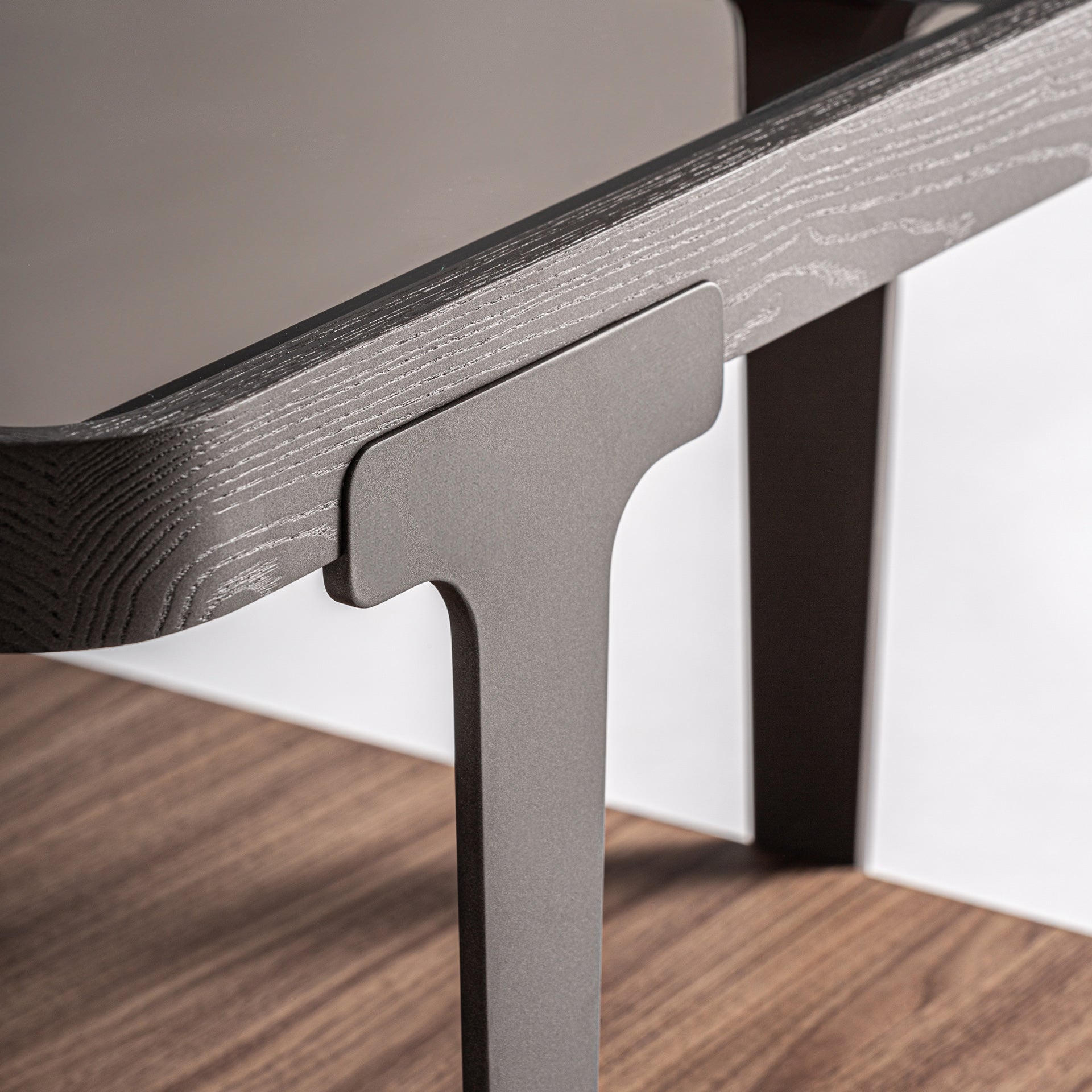 GEHOFEN-SOHVAPÖYTÄ