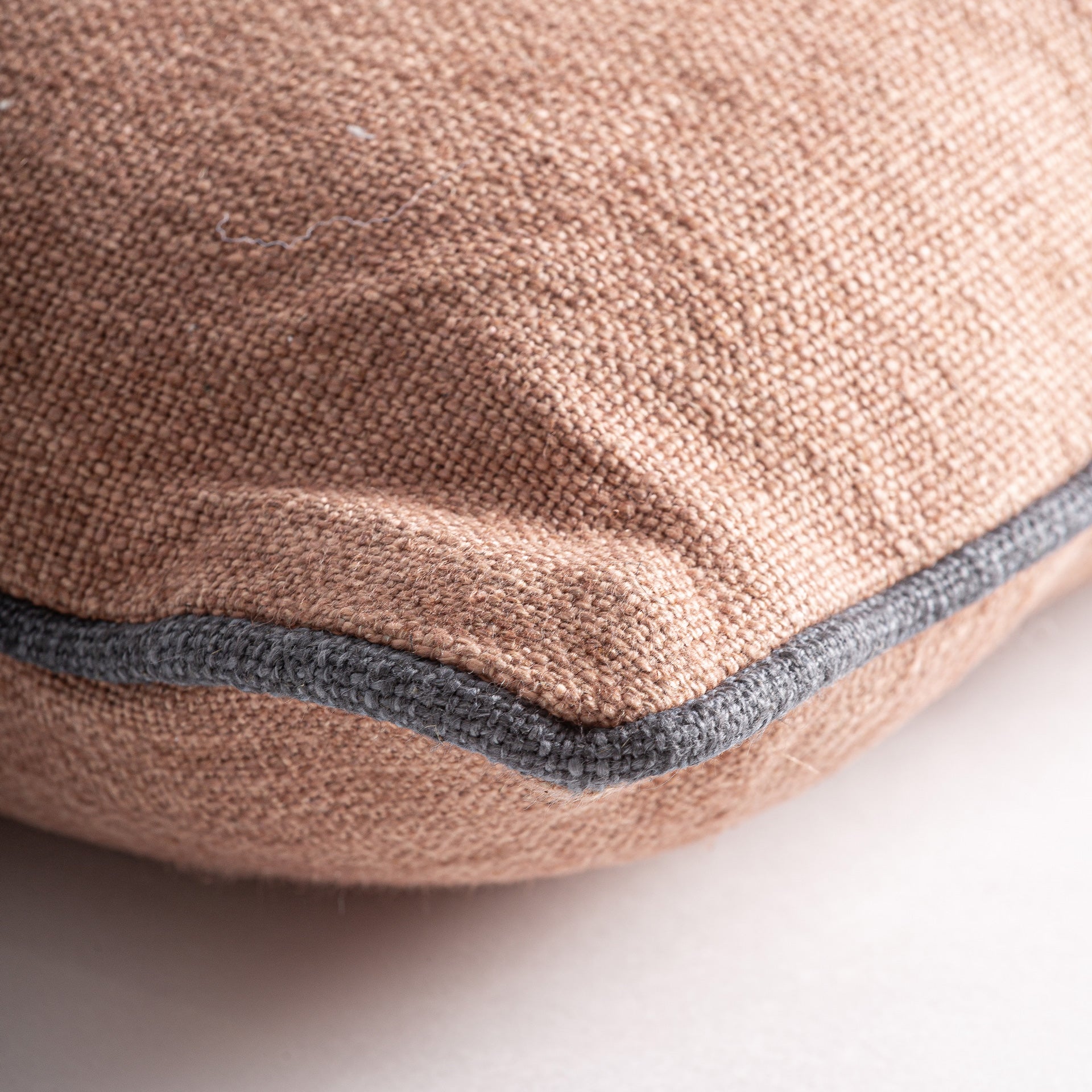 SAOIA CUSHION