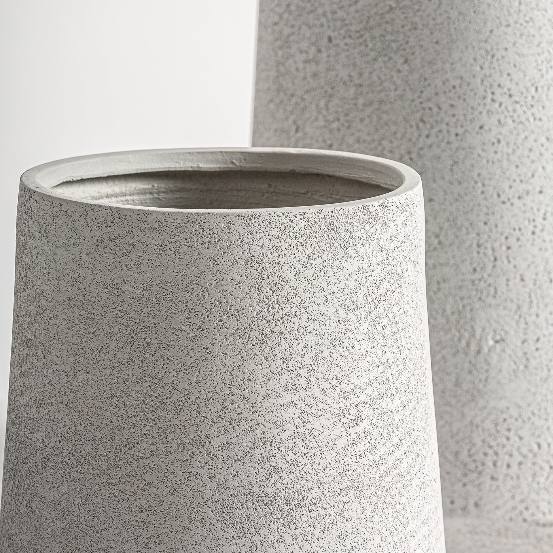 NOVA PLANT POT (SET OF 2)