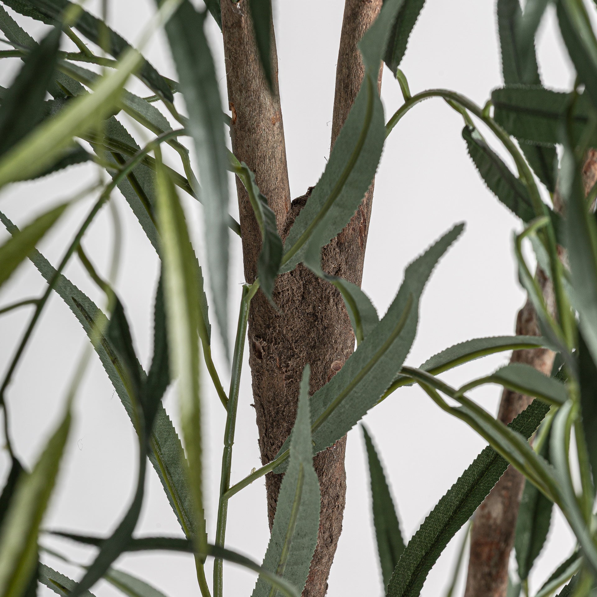 Vide Faux Plant in Green with Brown Wood Pot — Foldable
