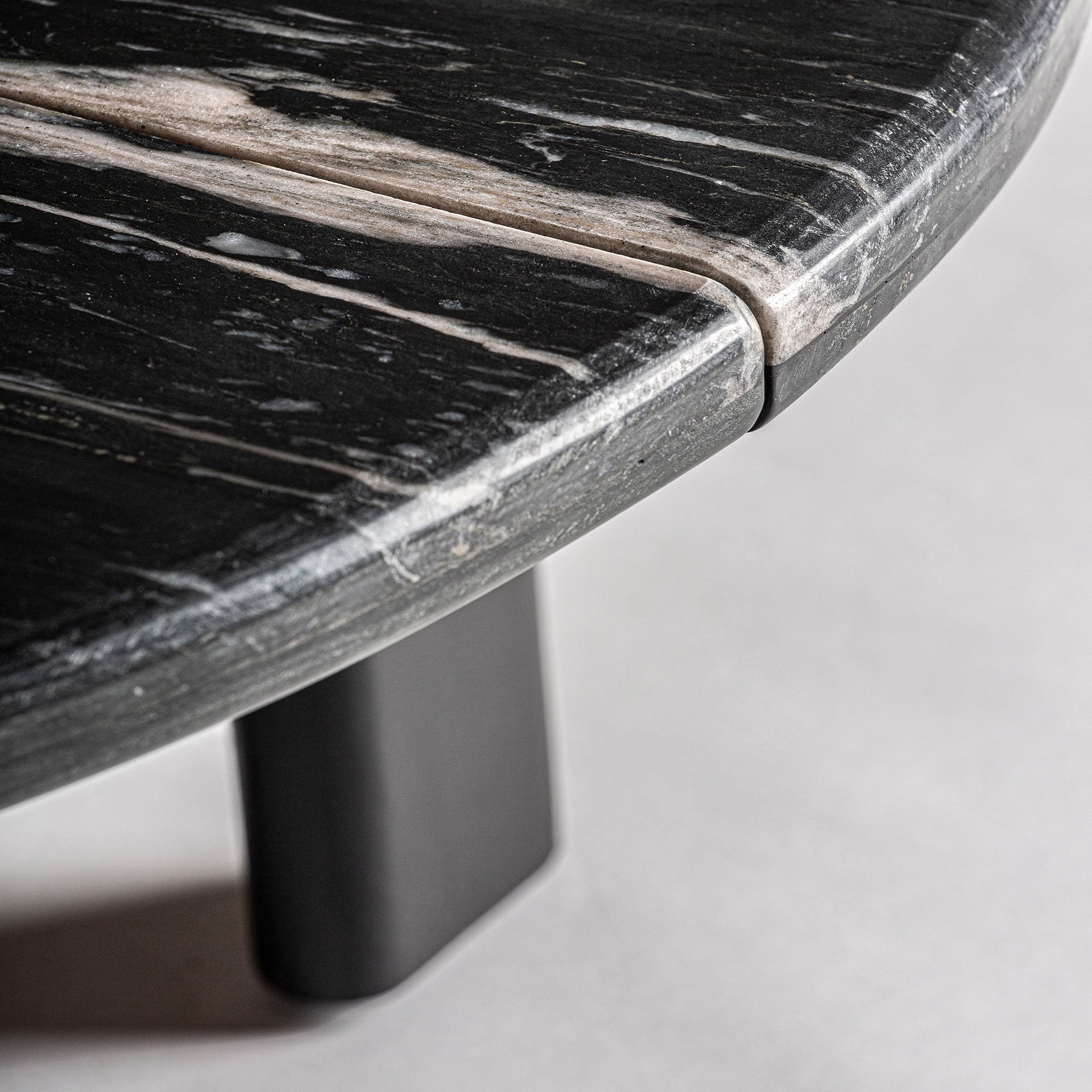 NARA COFFEE TABLE