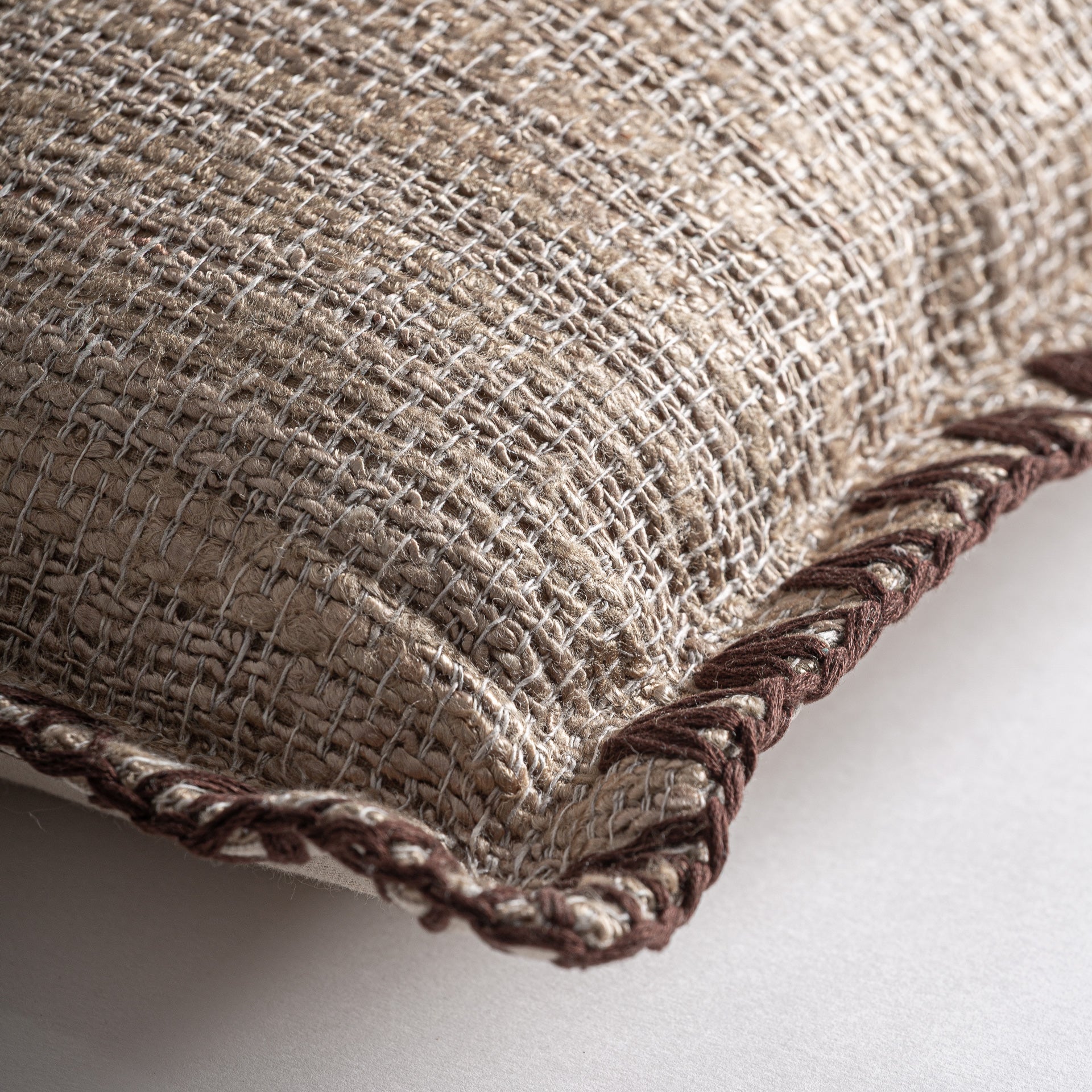 KENDO CUSHION