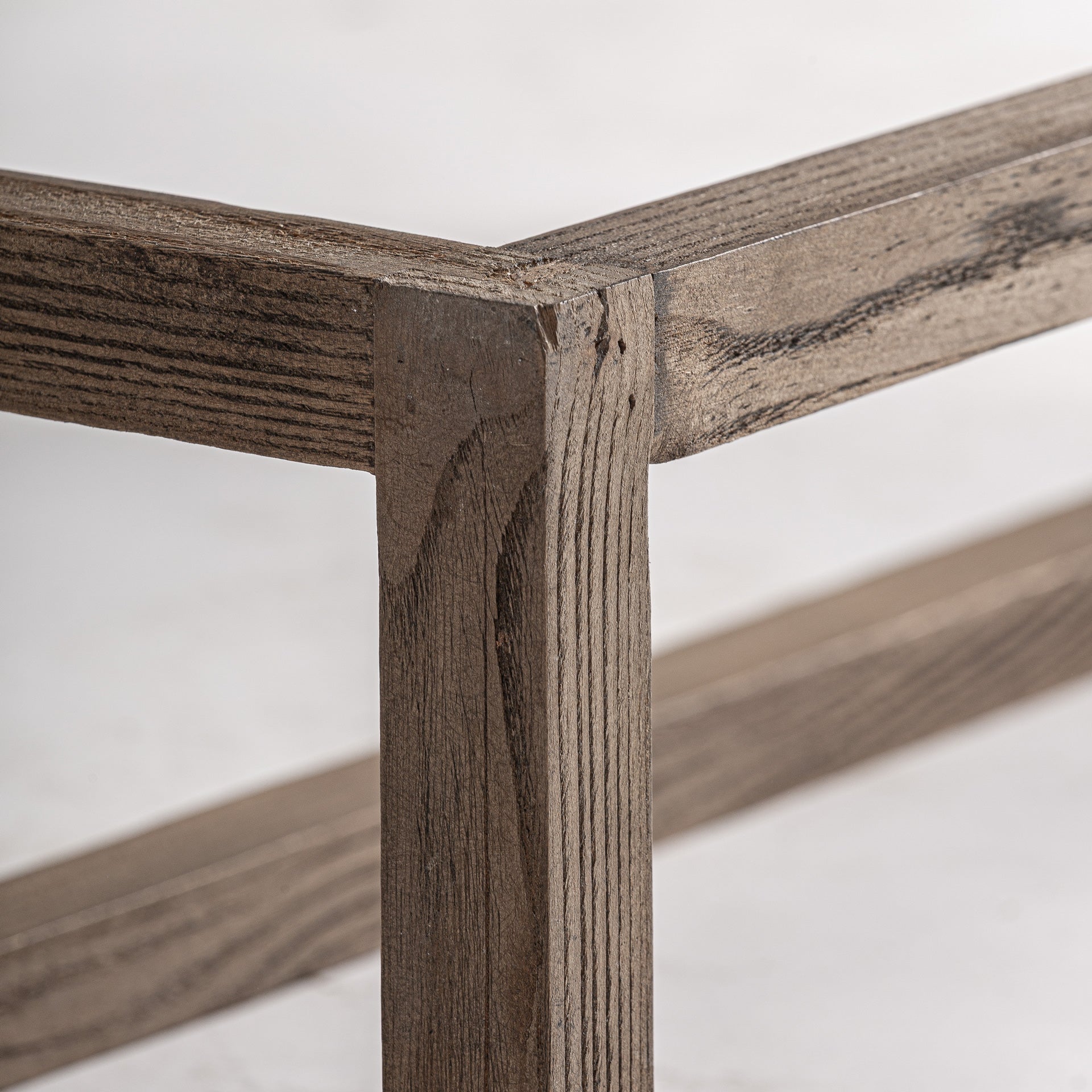 KRIZ CABINET BASE