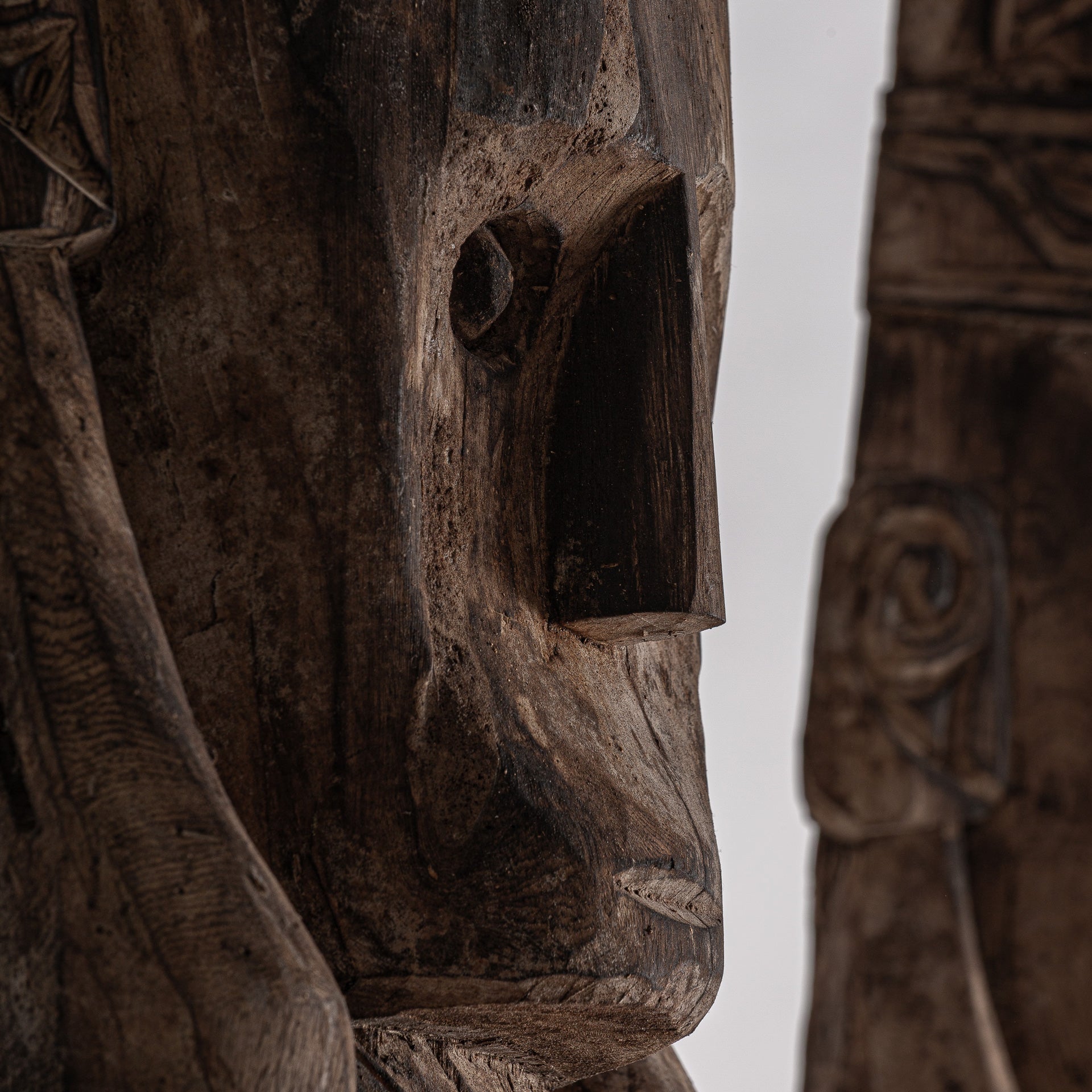 FLOOR SCULPTURE (SET OF 2)