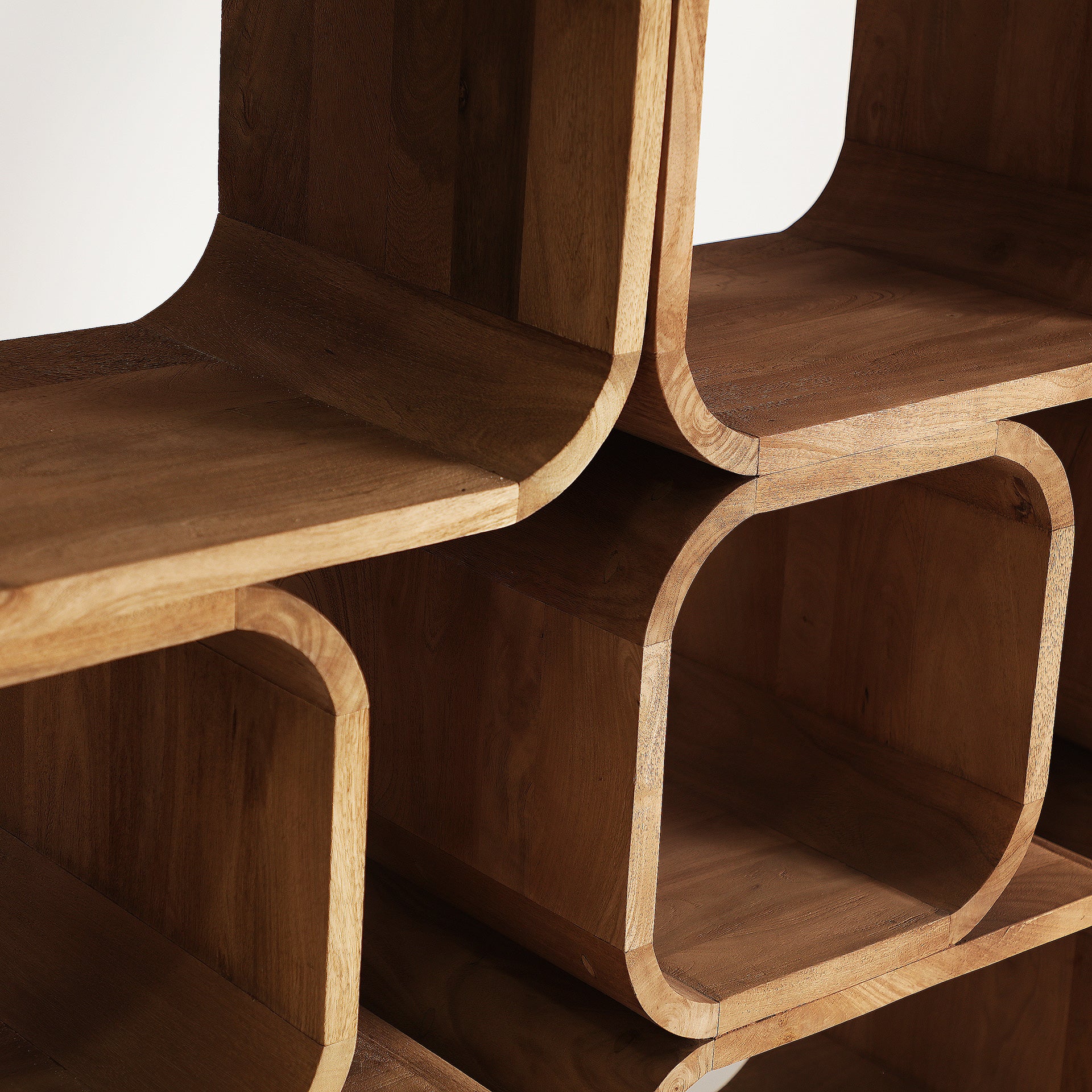 MAGNAN BOOKCASE