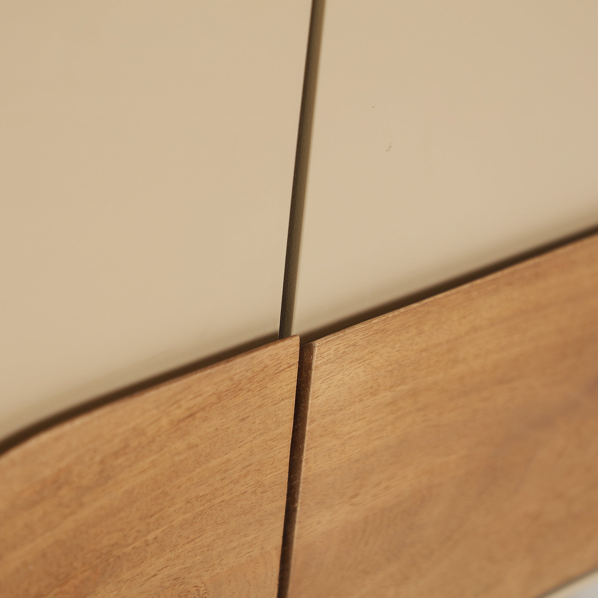 IZAGRE TV STAND