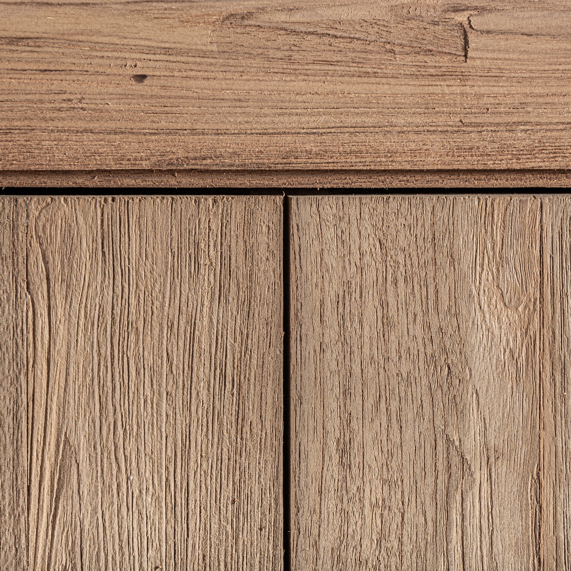 SUKT SIDEBOARD