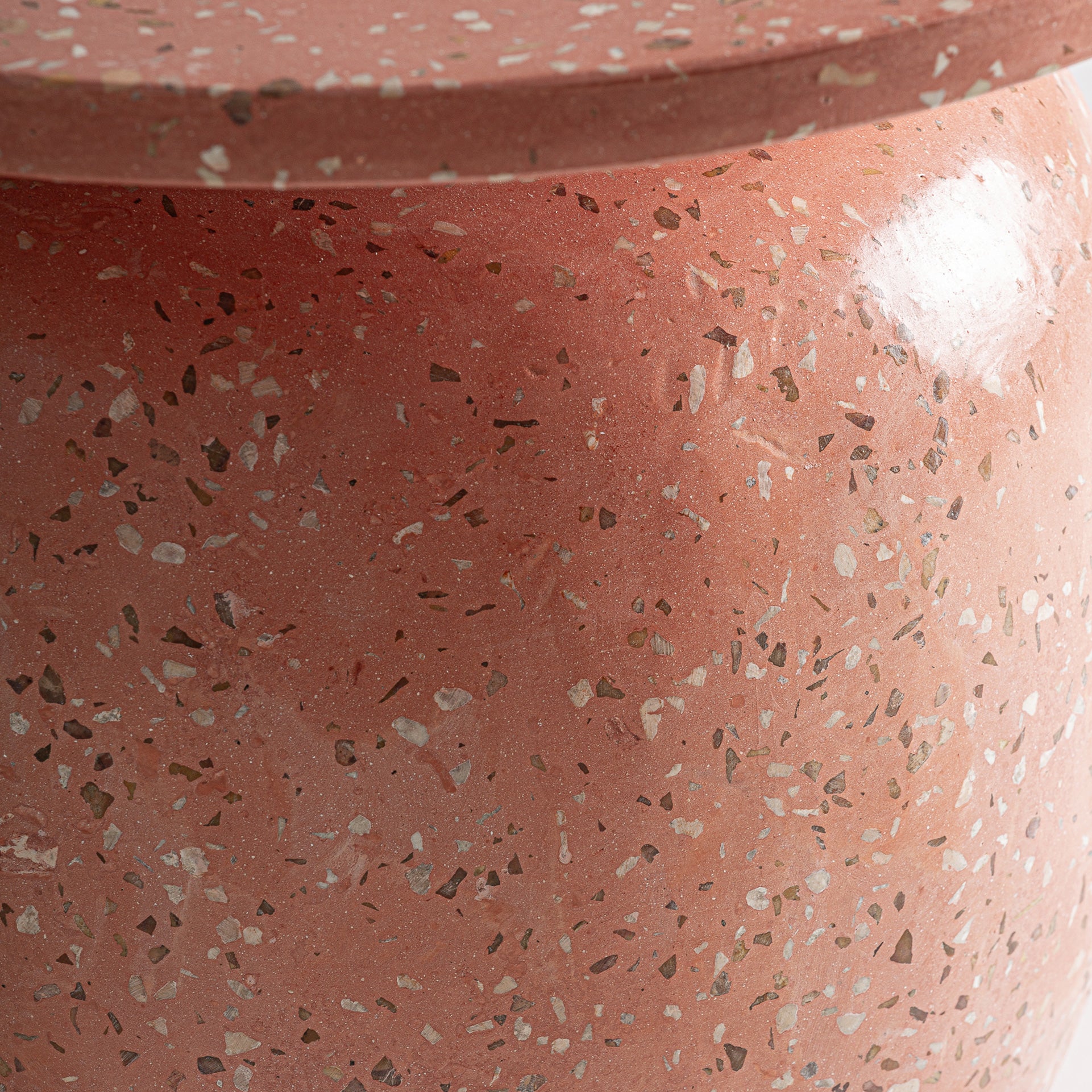 GUPPY SIDE TABLE