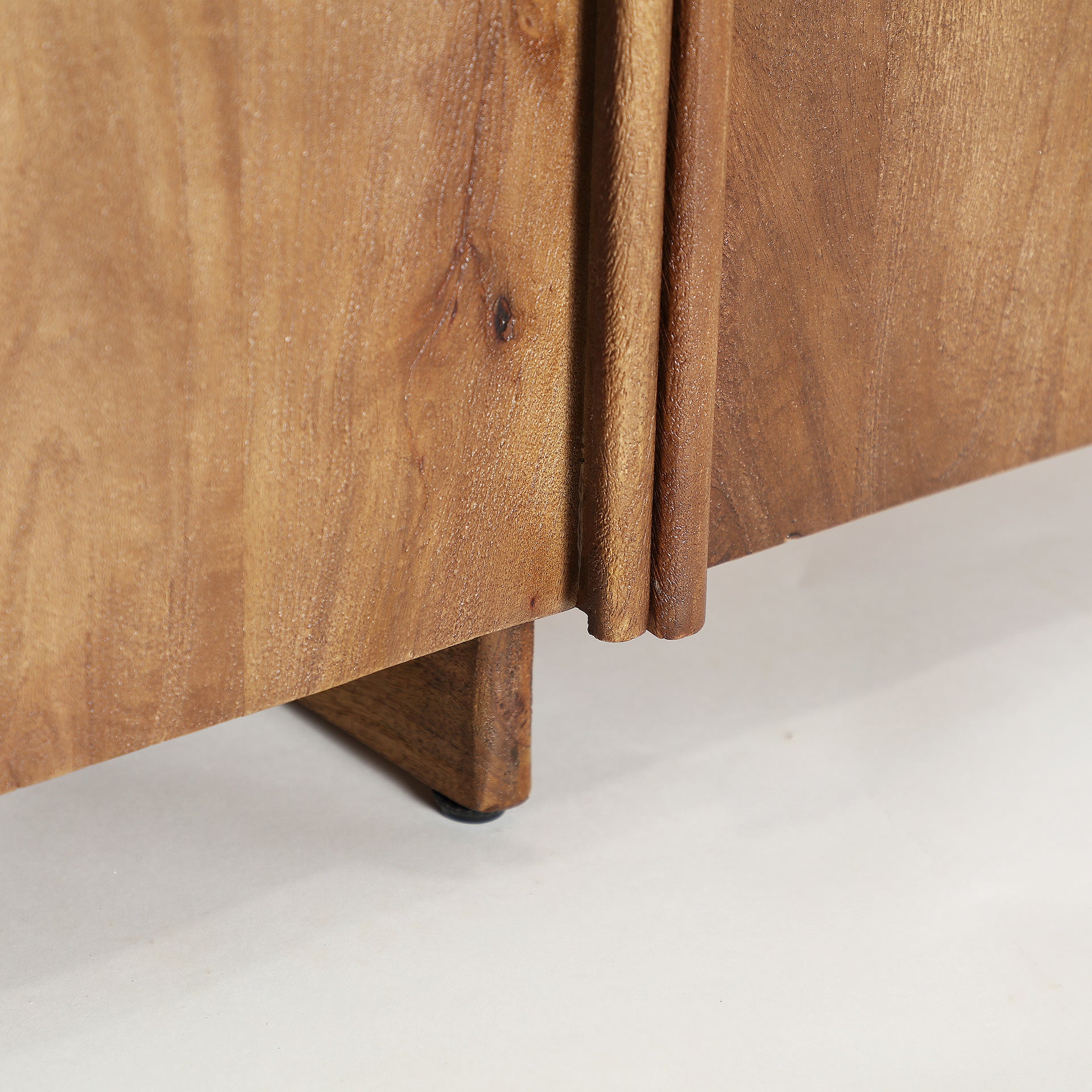 DROUX SIDEBOARD