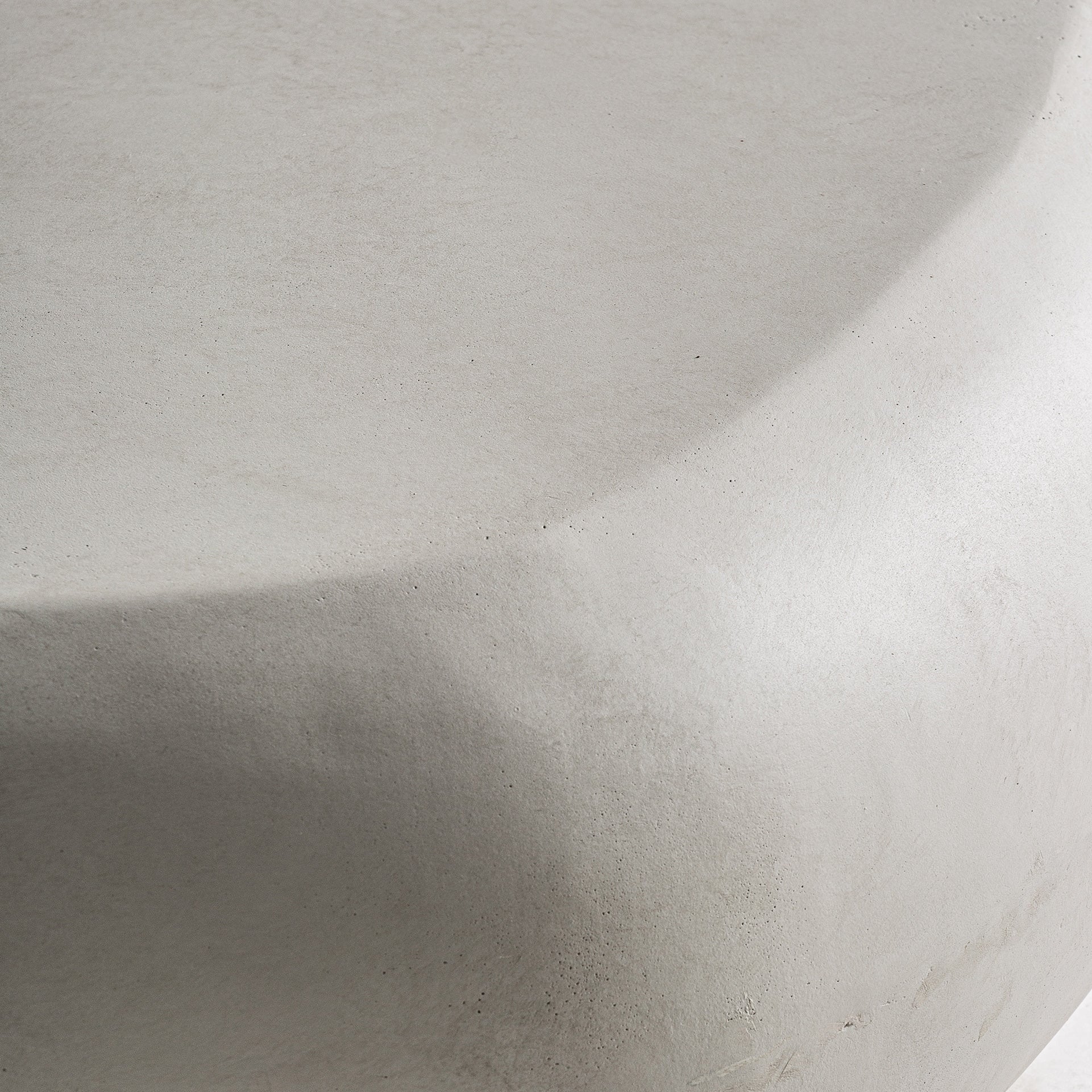 MAKOU COFFEE TABLE
