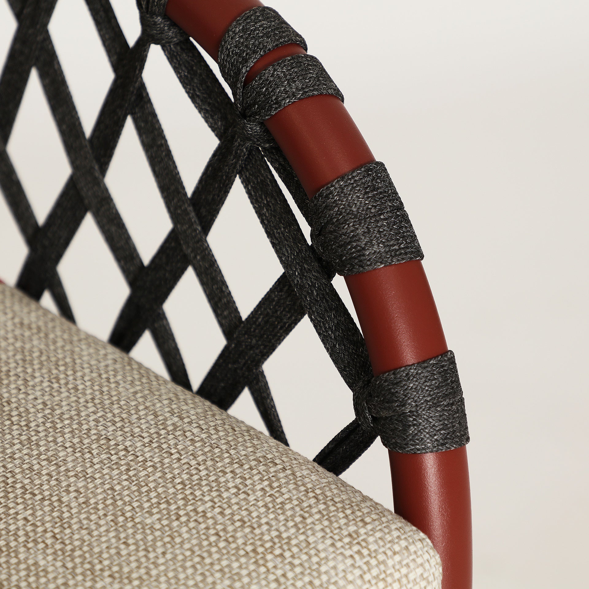 MOSNAY CHAIR