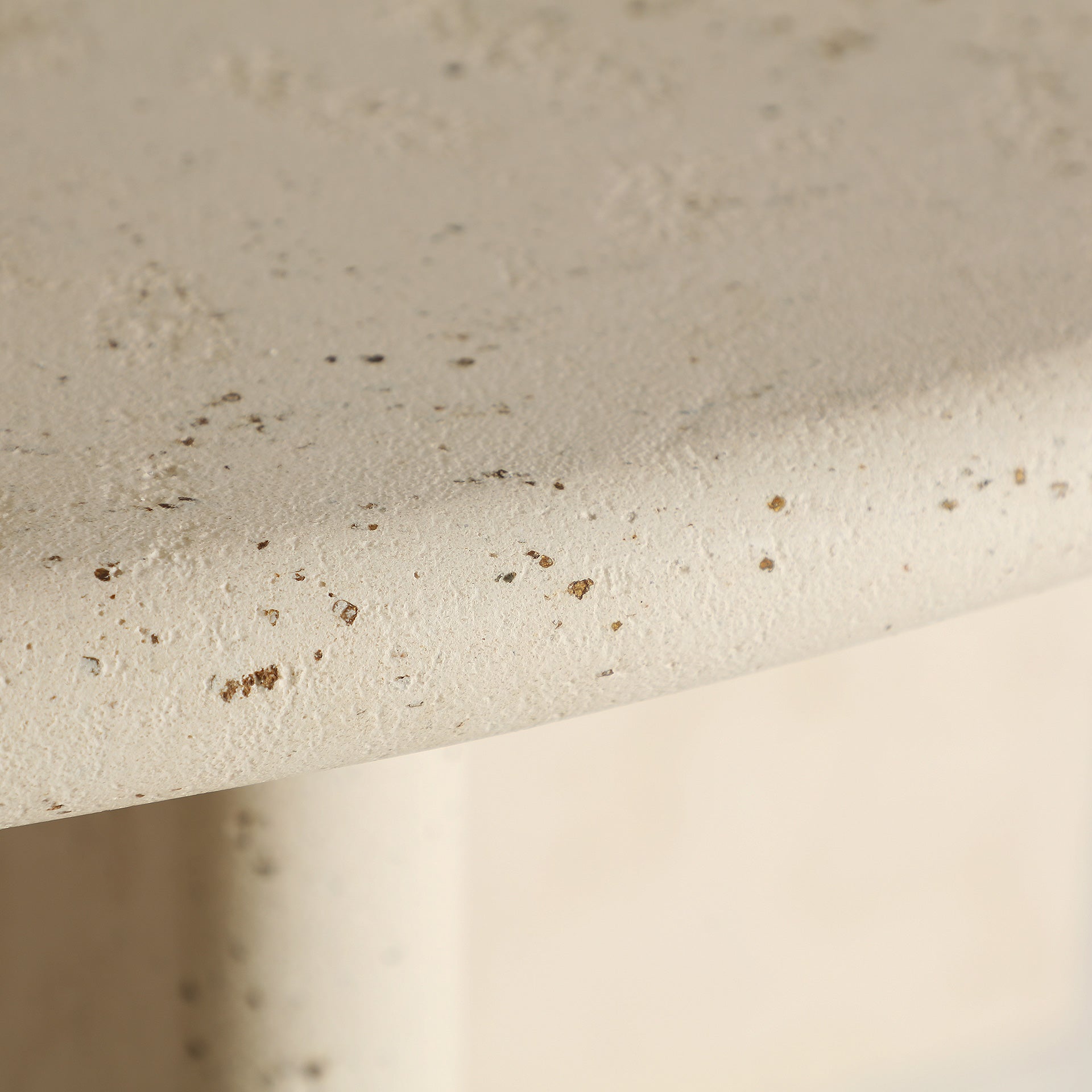 ORCAY DINING TABLE