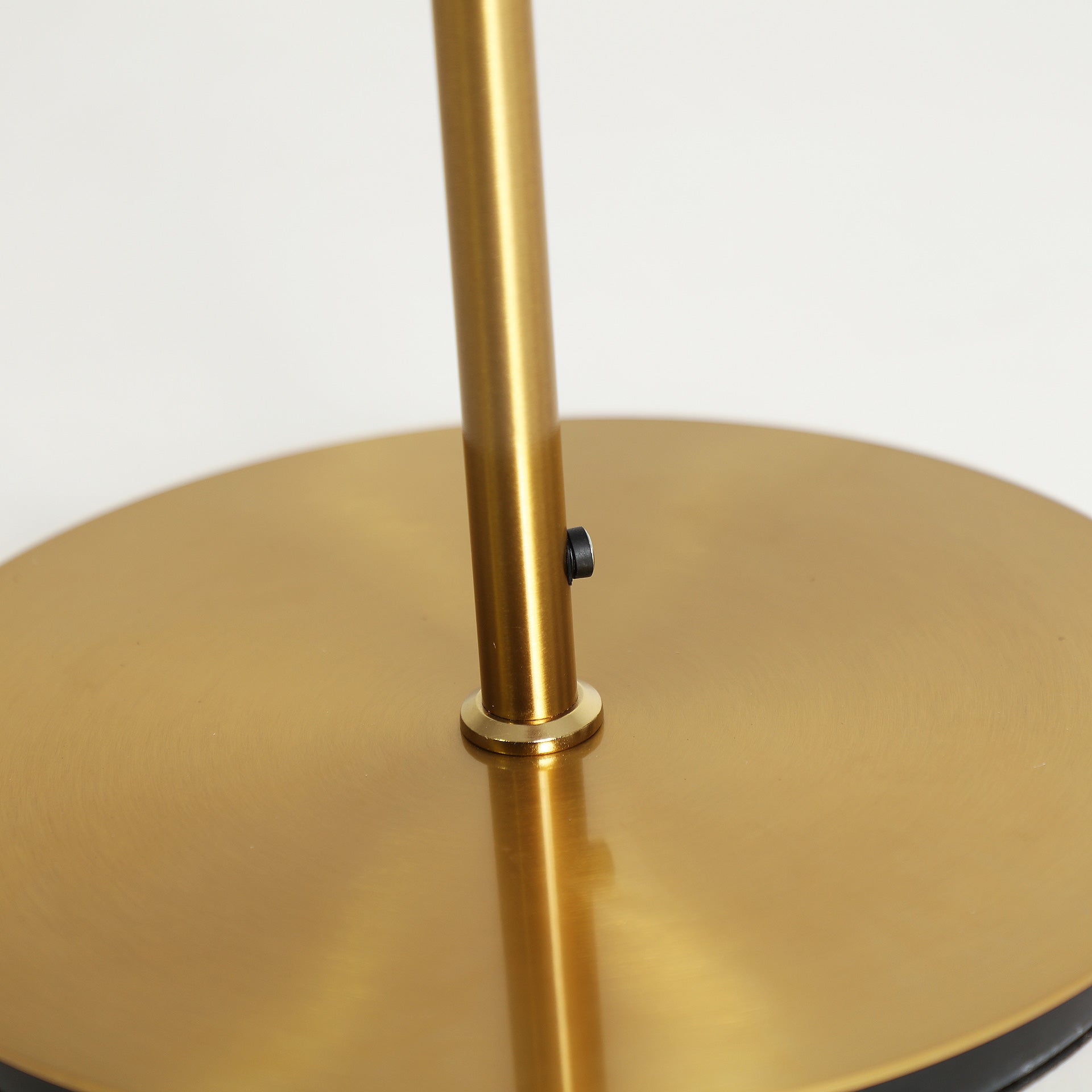 DETVA FLOOR LAMP