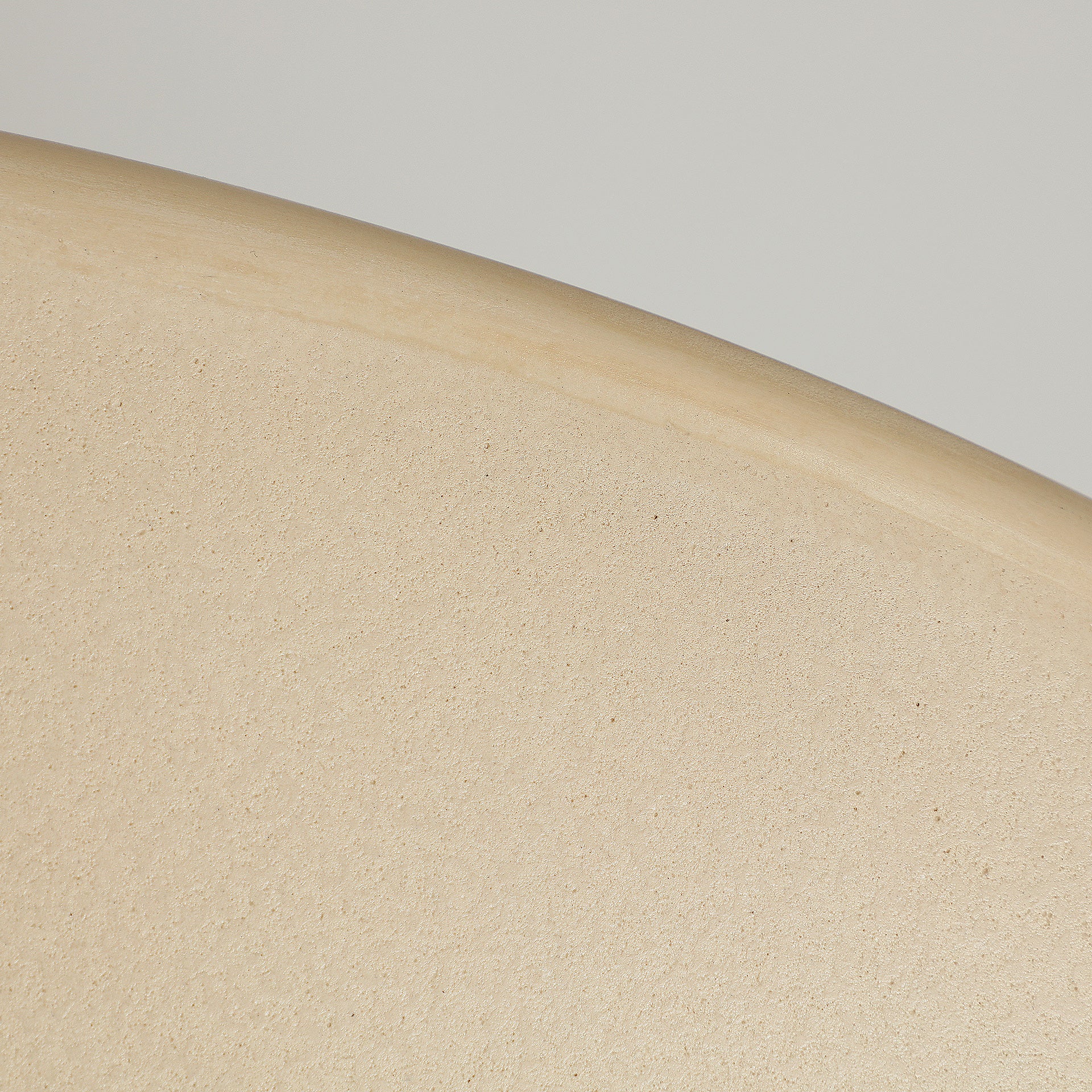 KALNHER DINING TABLE