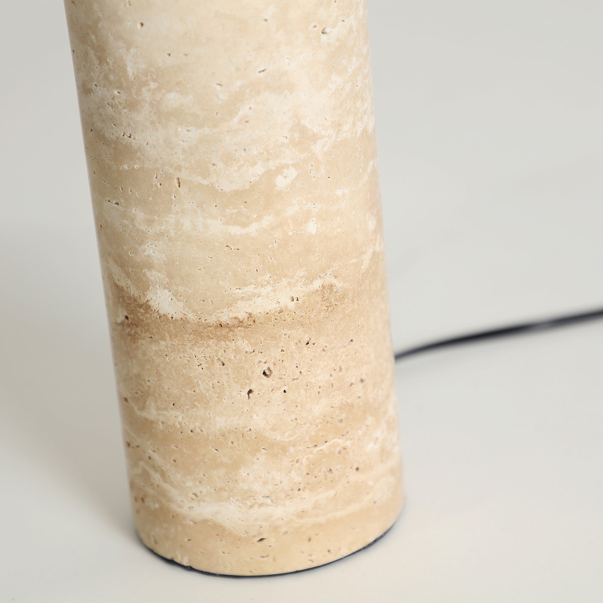 ZIZER TABLE LAMP