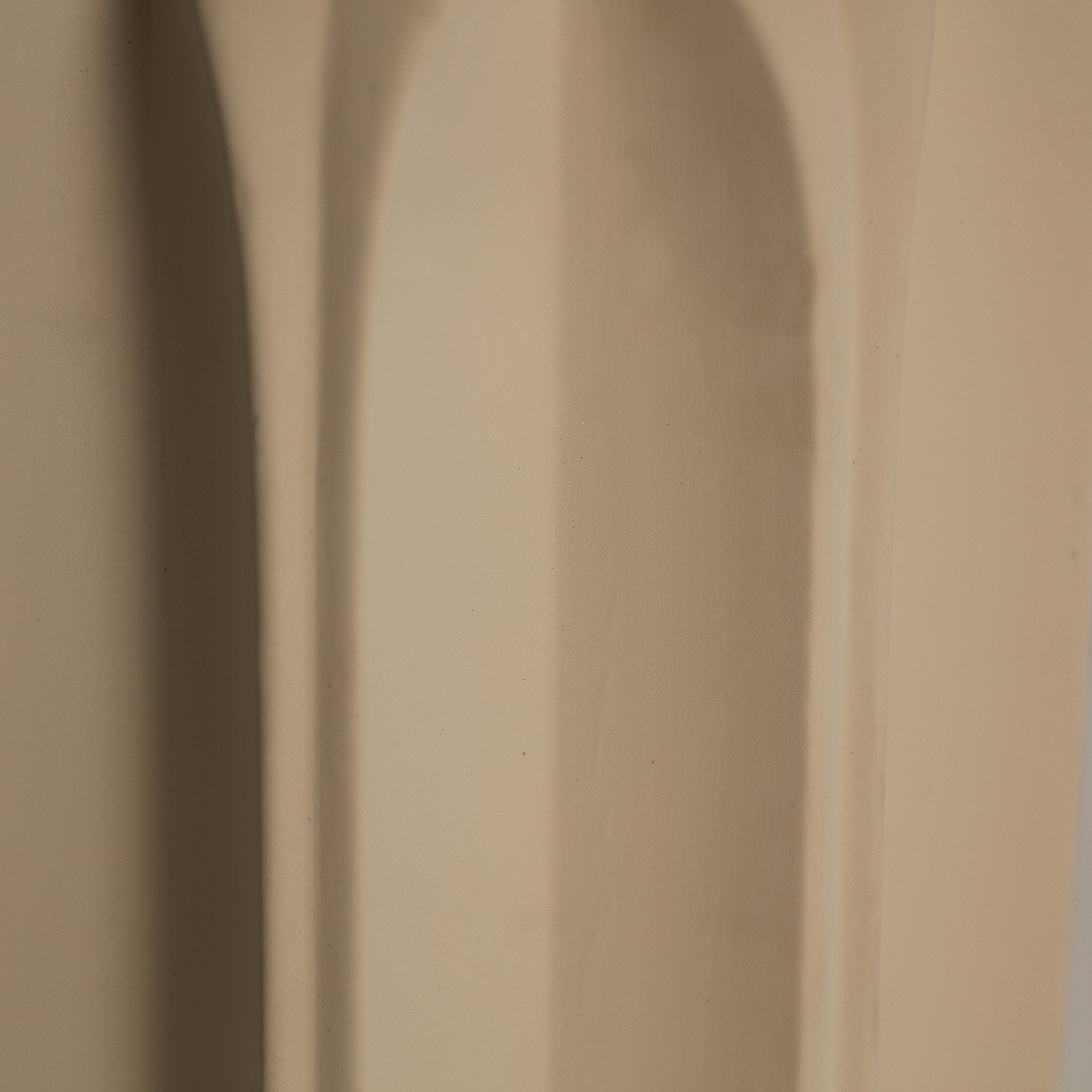 CREVINA TABLE LAMP